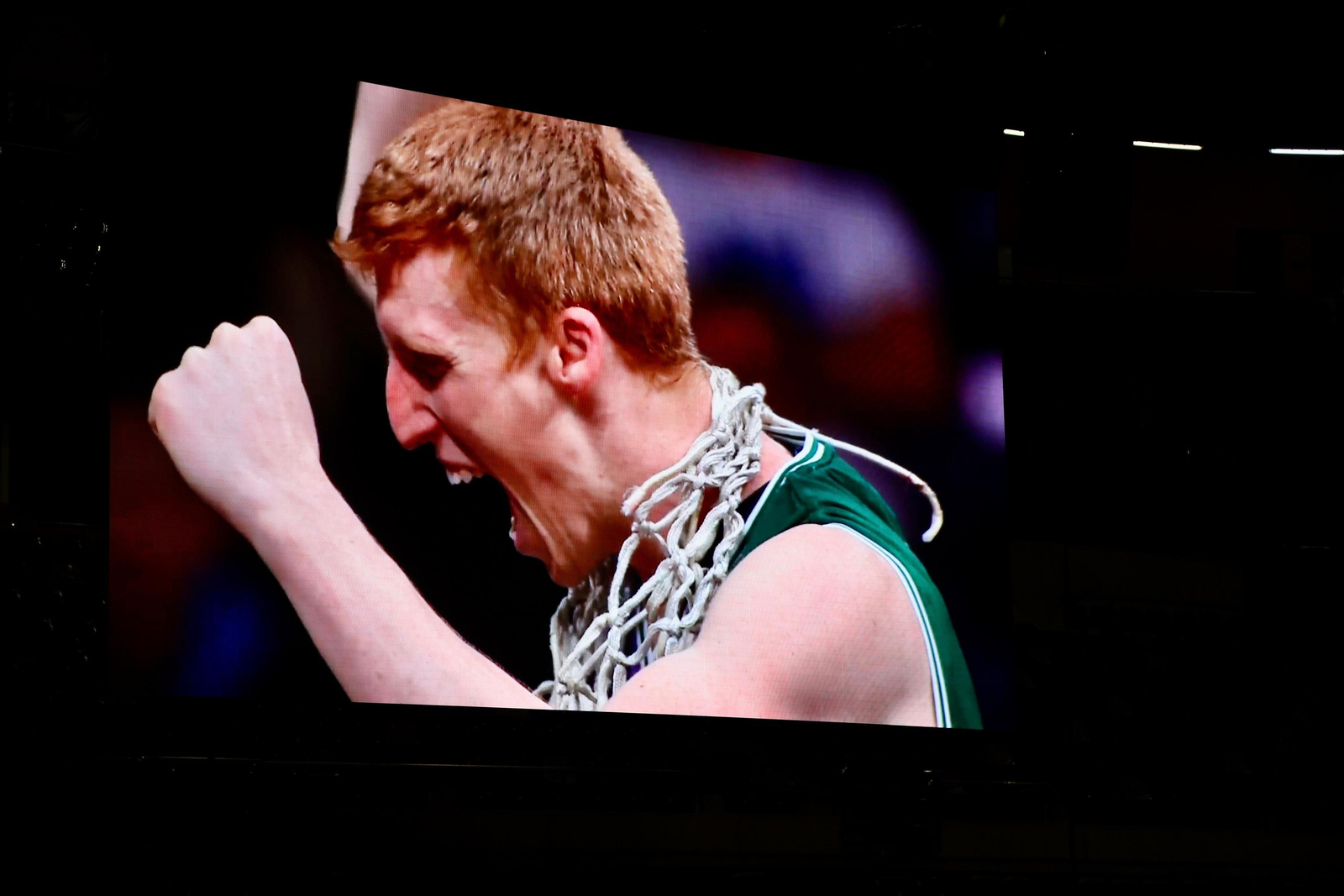 Búscate en la fiesta del Carpena tras ganar la BCL | Lenovo Tenerife - Unicaja