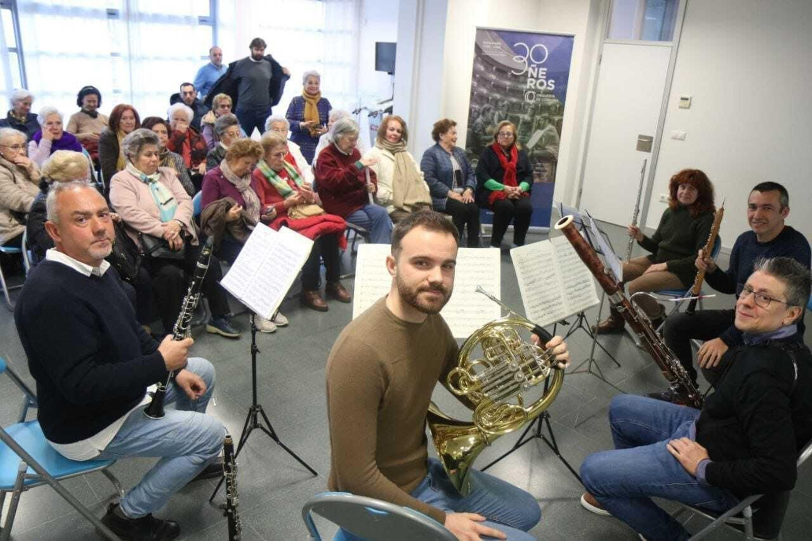 Miembros de la Orquesta de Córdoba en un centro de Participación Activa. Miembros de la Orquesta de Córdoba en un centro de Participación Activa.