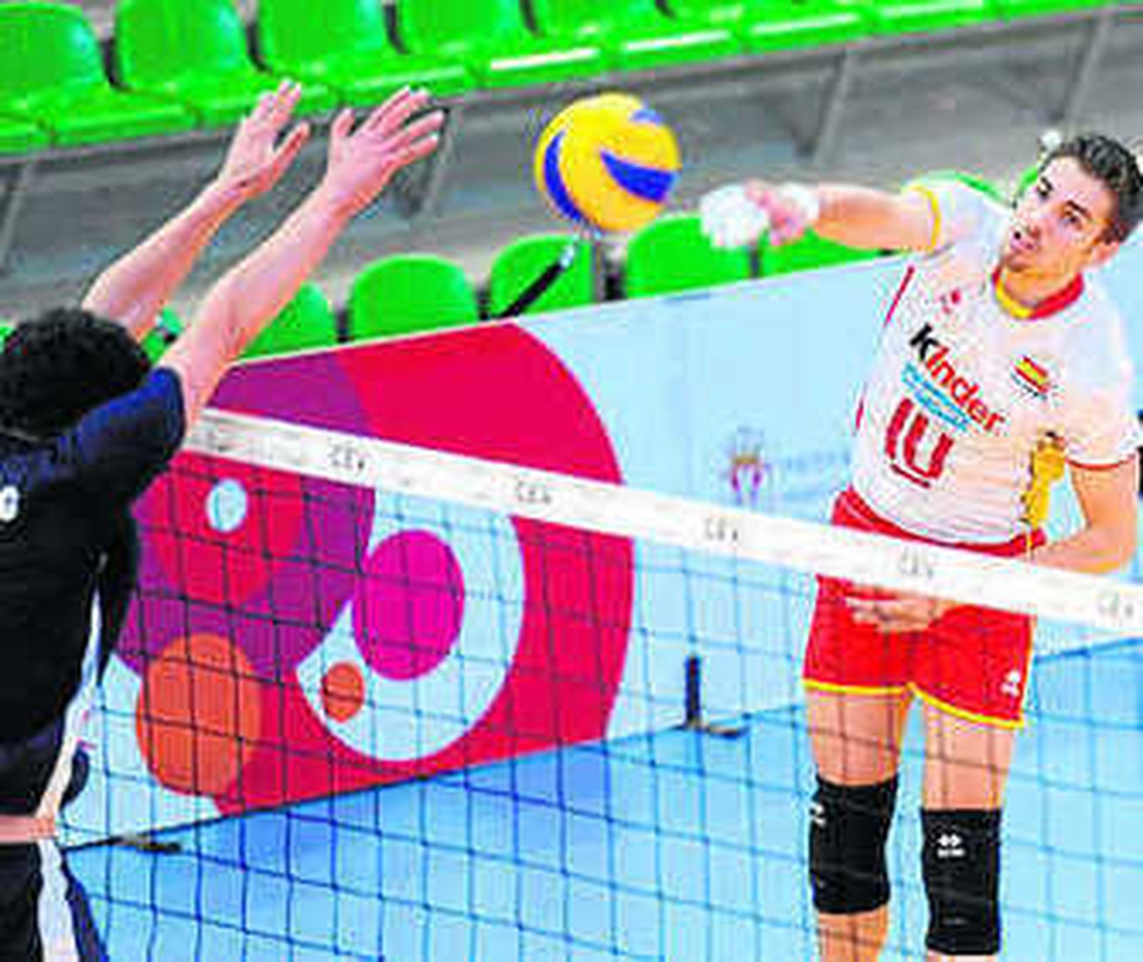 Andrés Villena, con la selección.