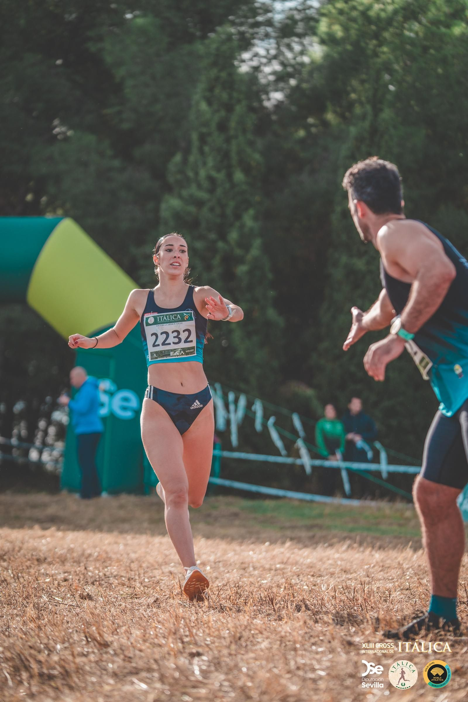 Búscate en las fotos del Cross de Itálica 2025 | 3