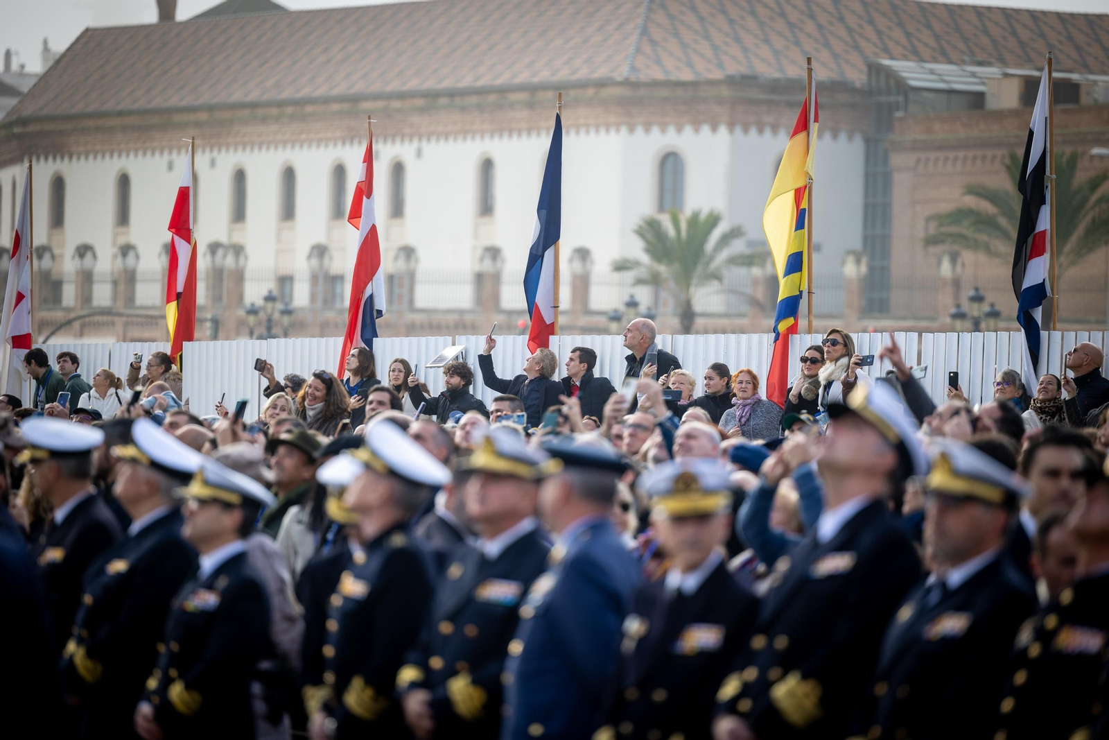 Imágenes de la despedida del 'Elcano' desde Cádiz con la Princesa Leonor como guardiamarina Imágenes de la despedida del 'Elcano' desde Cádiz con la Princesa Leonor como guardiamarina
