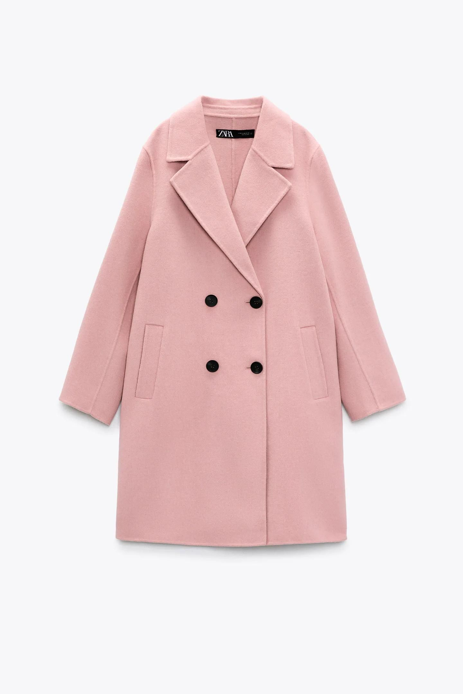 Abrigo rosa de Zara.