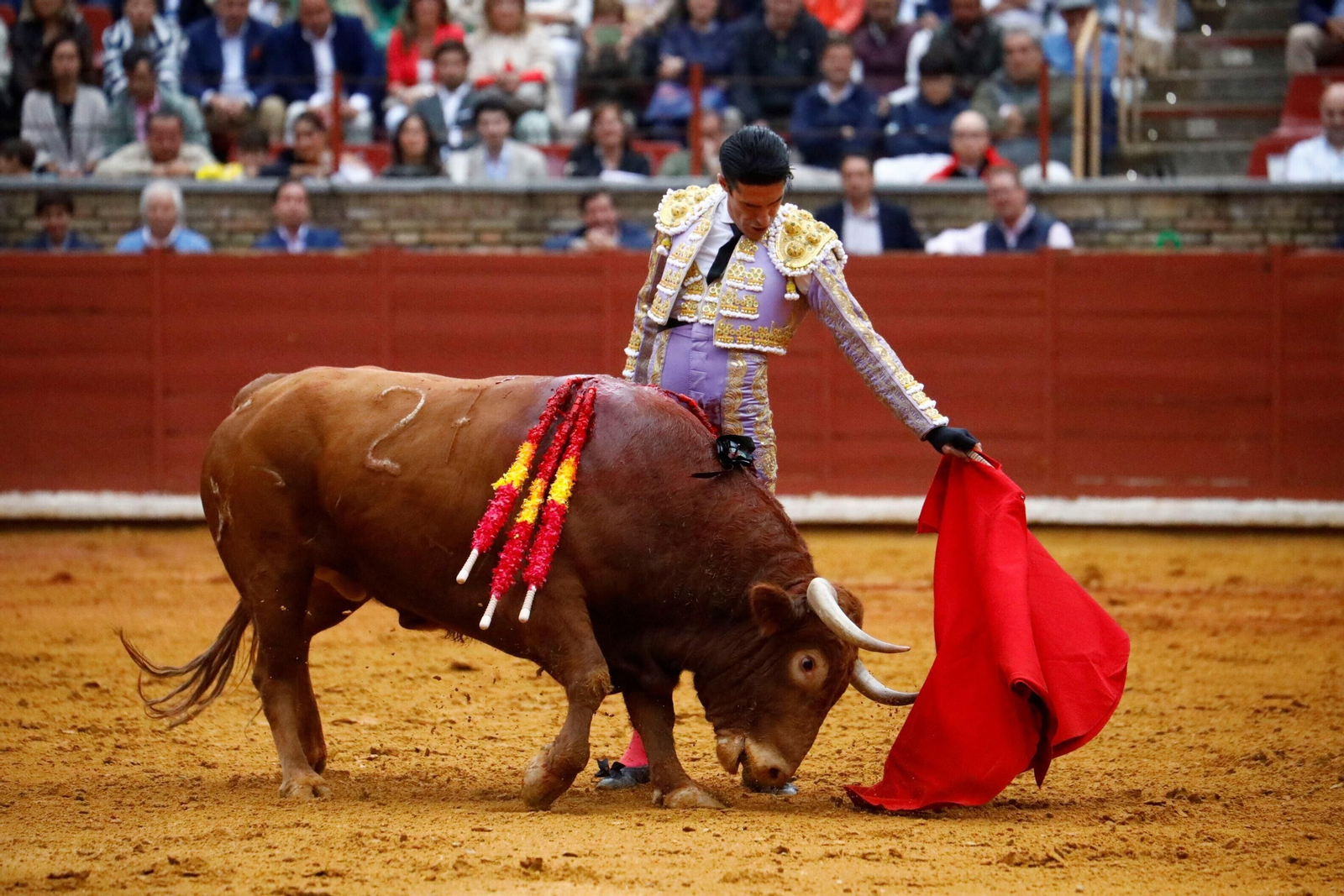 La última corrida de la Feria Taurina de Córdoba, en imágenes