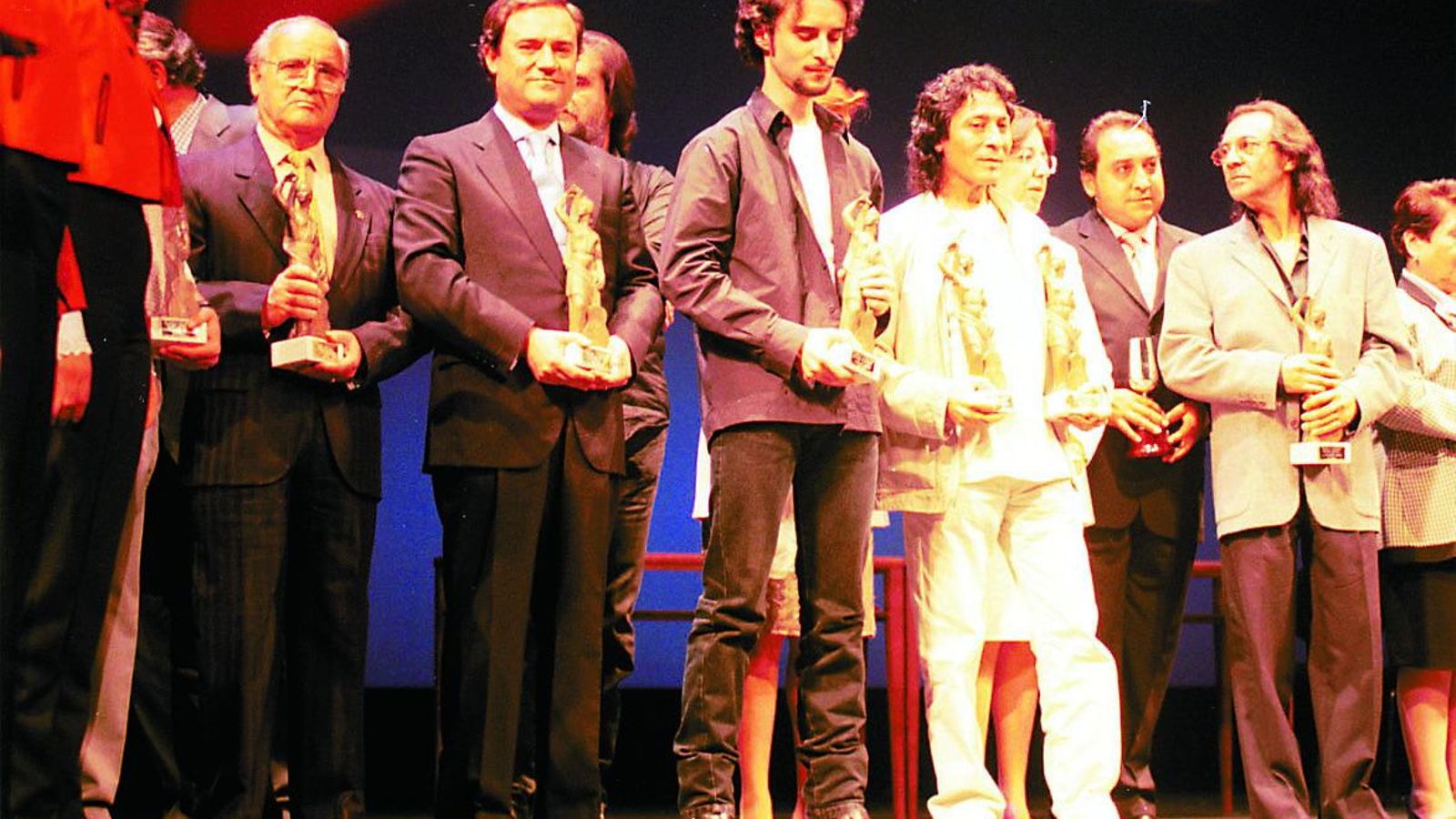 Manolete, tras recibir el Premio Nacional de la Cátedra en 2001. Manolete, tras recibir el Premio Nacional de la Cátedra en 2001.