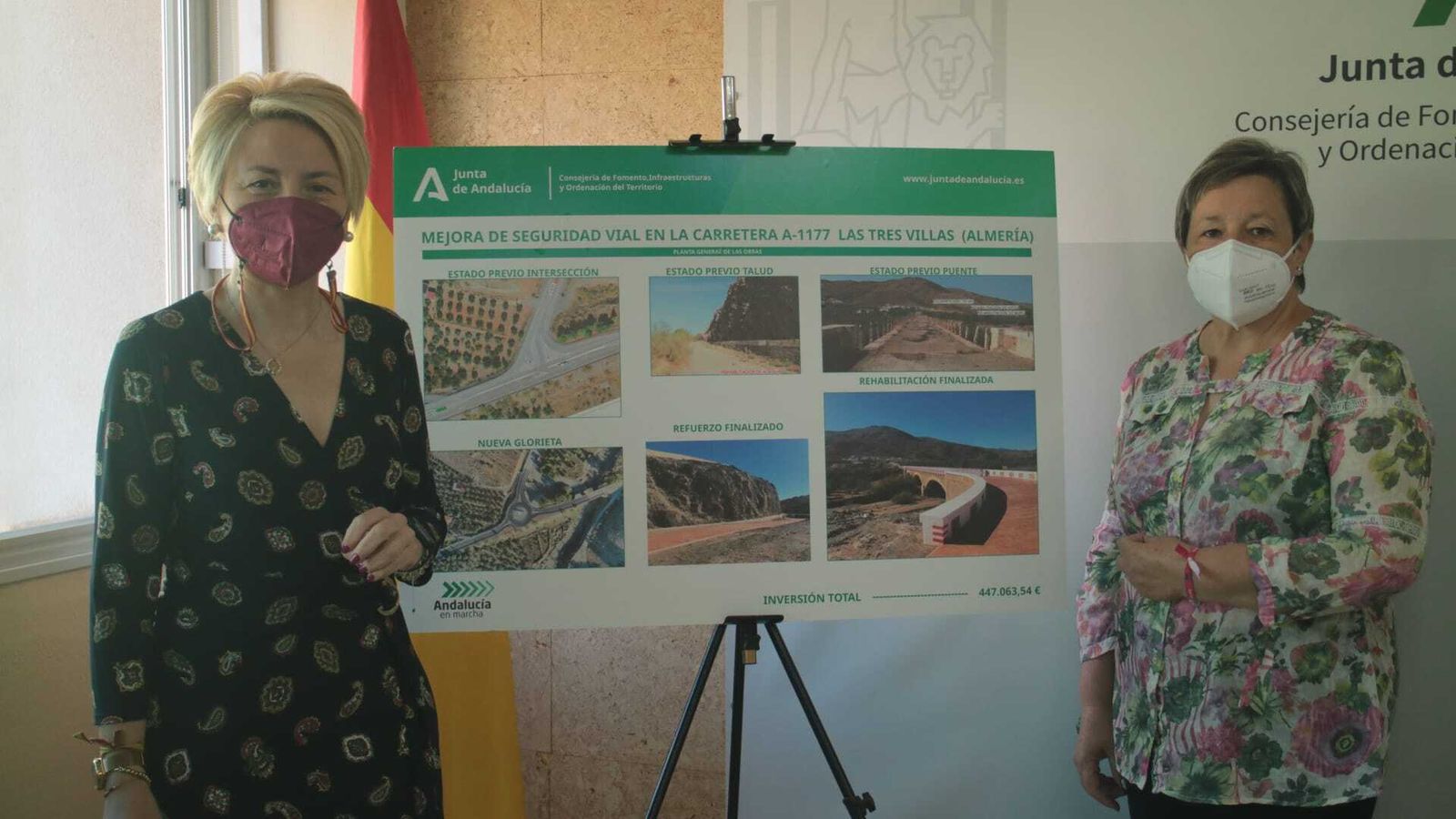 La delegada de Fomento y la alcaldesa de Las Tres Villas