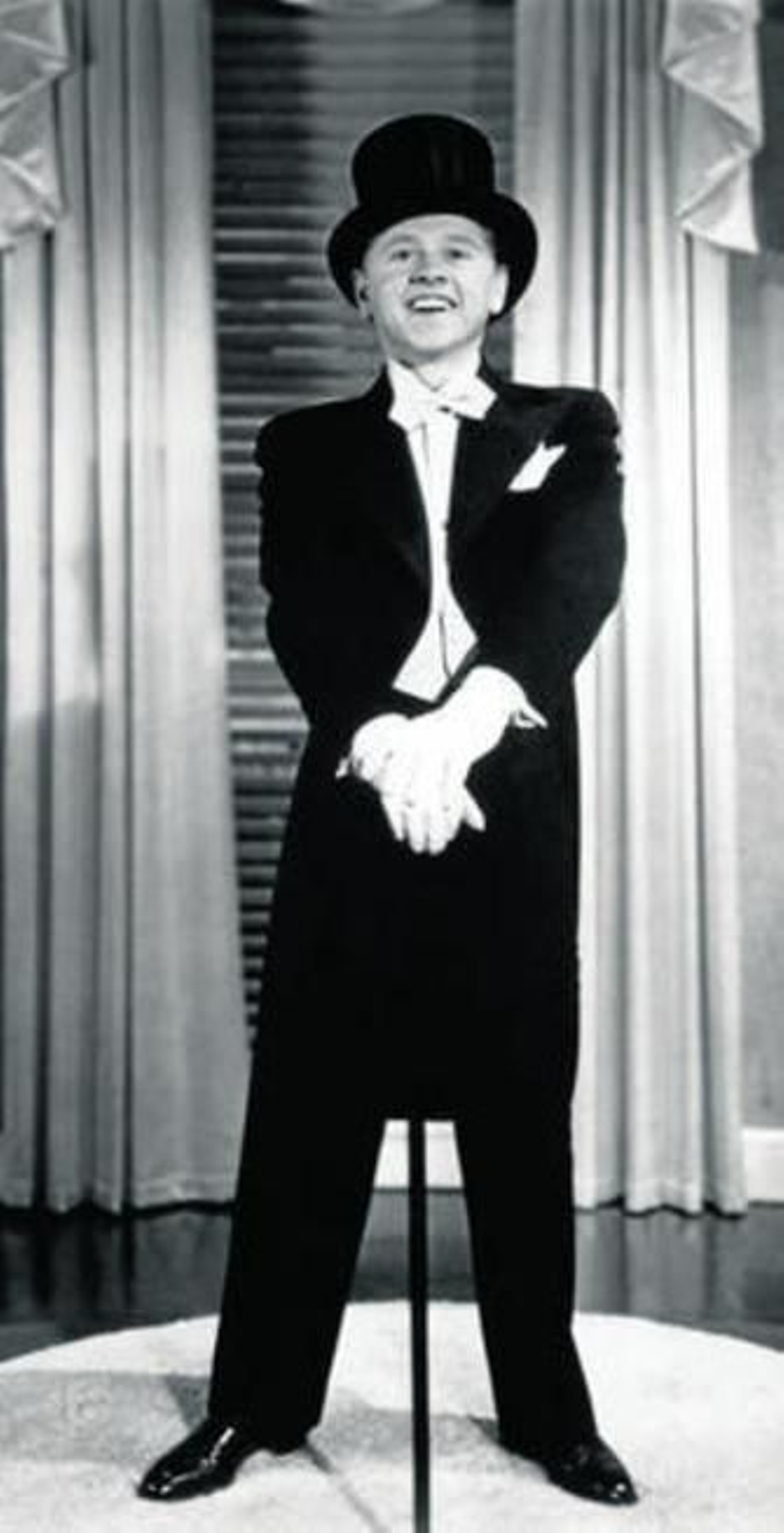 Rooney debutó en el cine en 1926 y este año tenía previstos tres rodajes más.