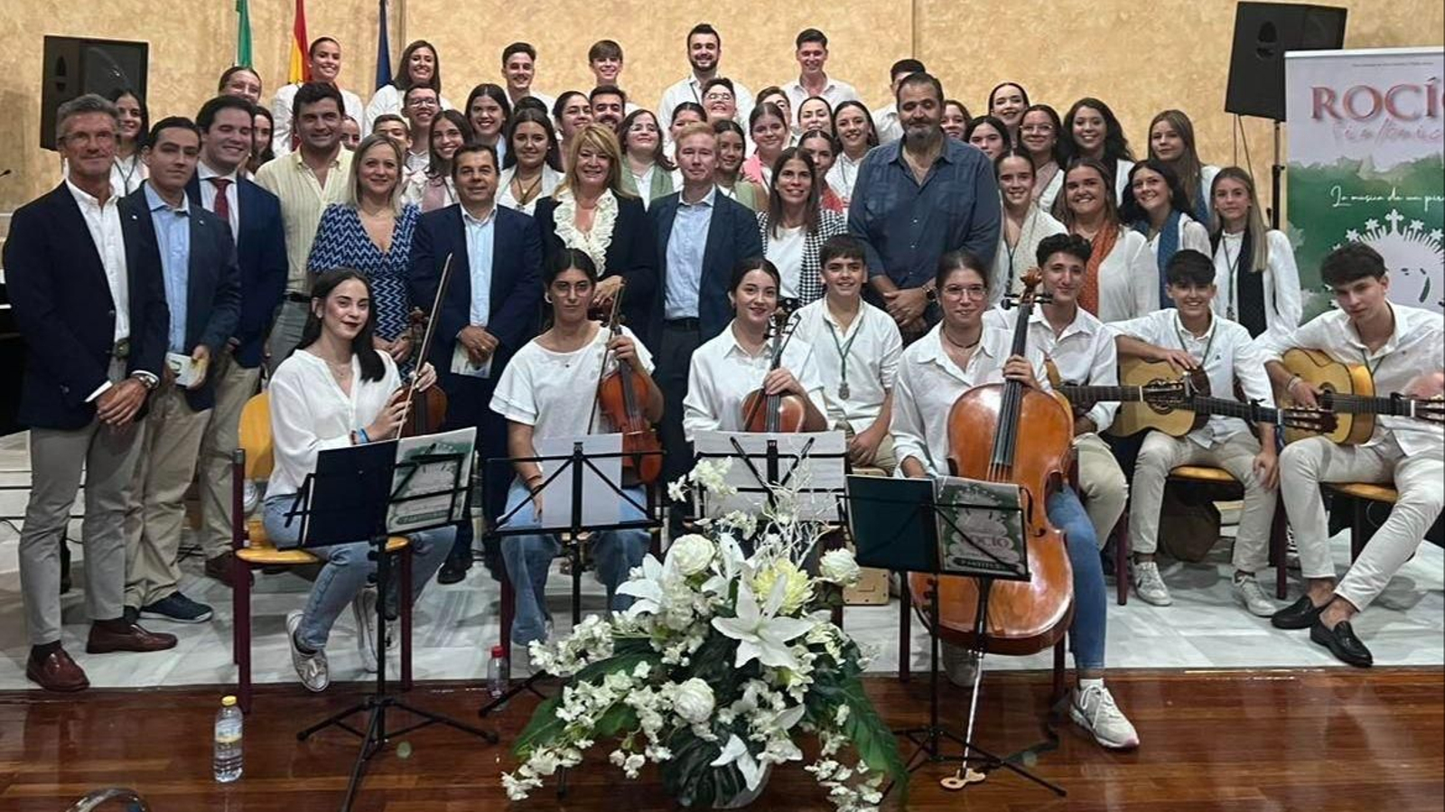 Presentación del nuevo disco del coro joven de la filial onubense.