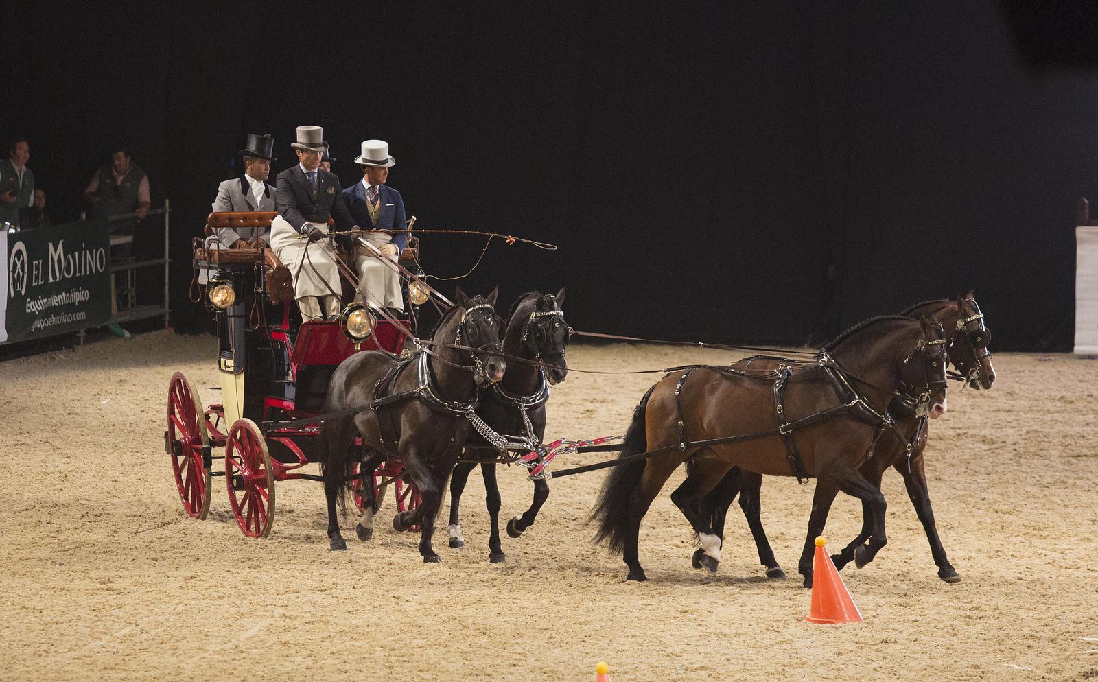 Espectáculo inaugural de Sicab