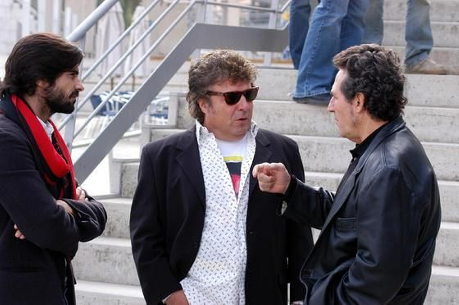 Junto a su yerno Javier Conde y a Miguel Ríos en el Parque de las Ciencias de Granada, en 2004. / Jorge Pimentel