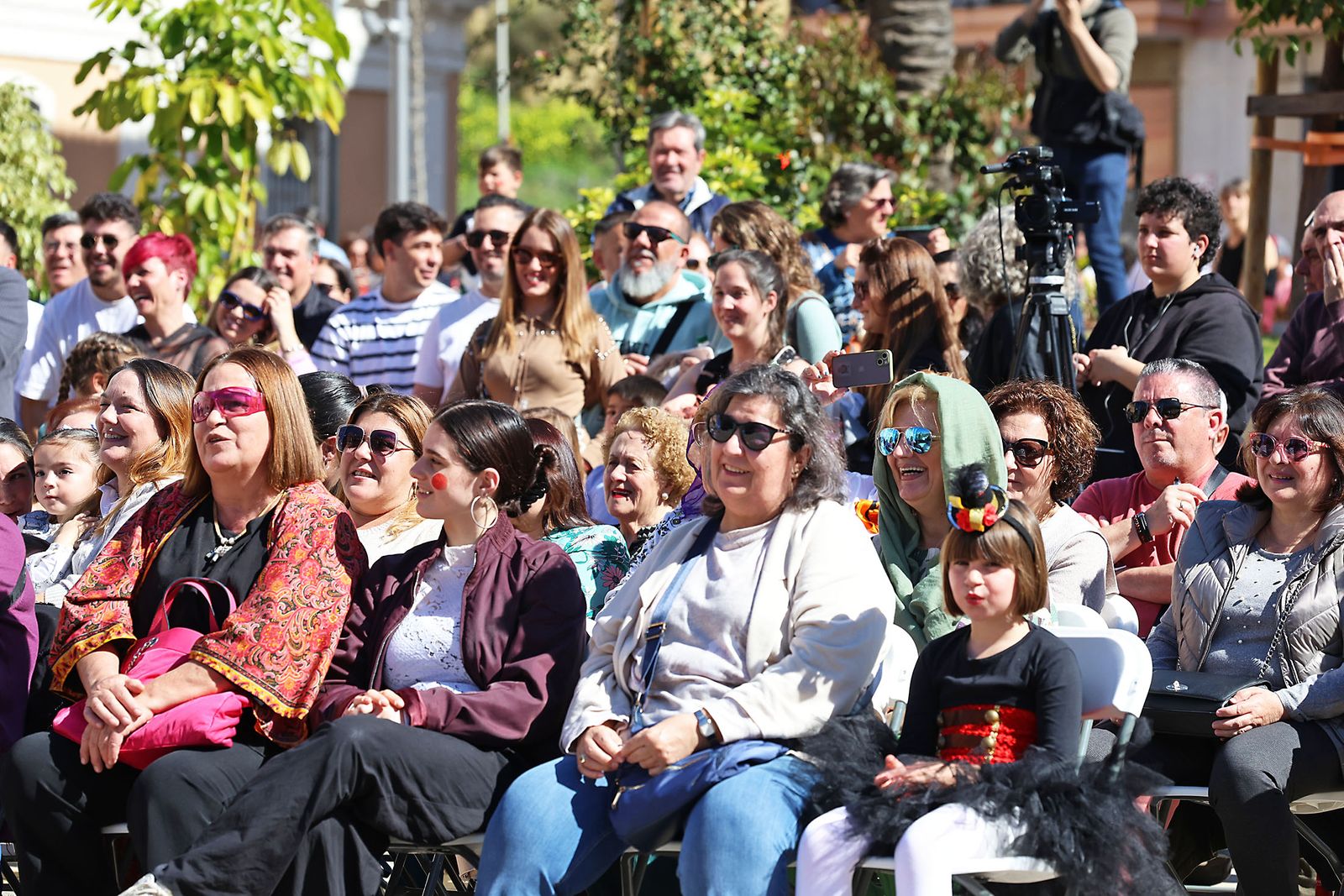 Imágenes del pregón del Caranaval Colombino 2025
