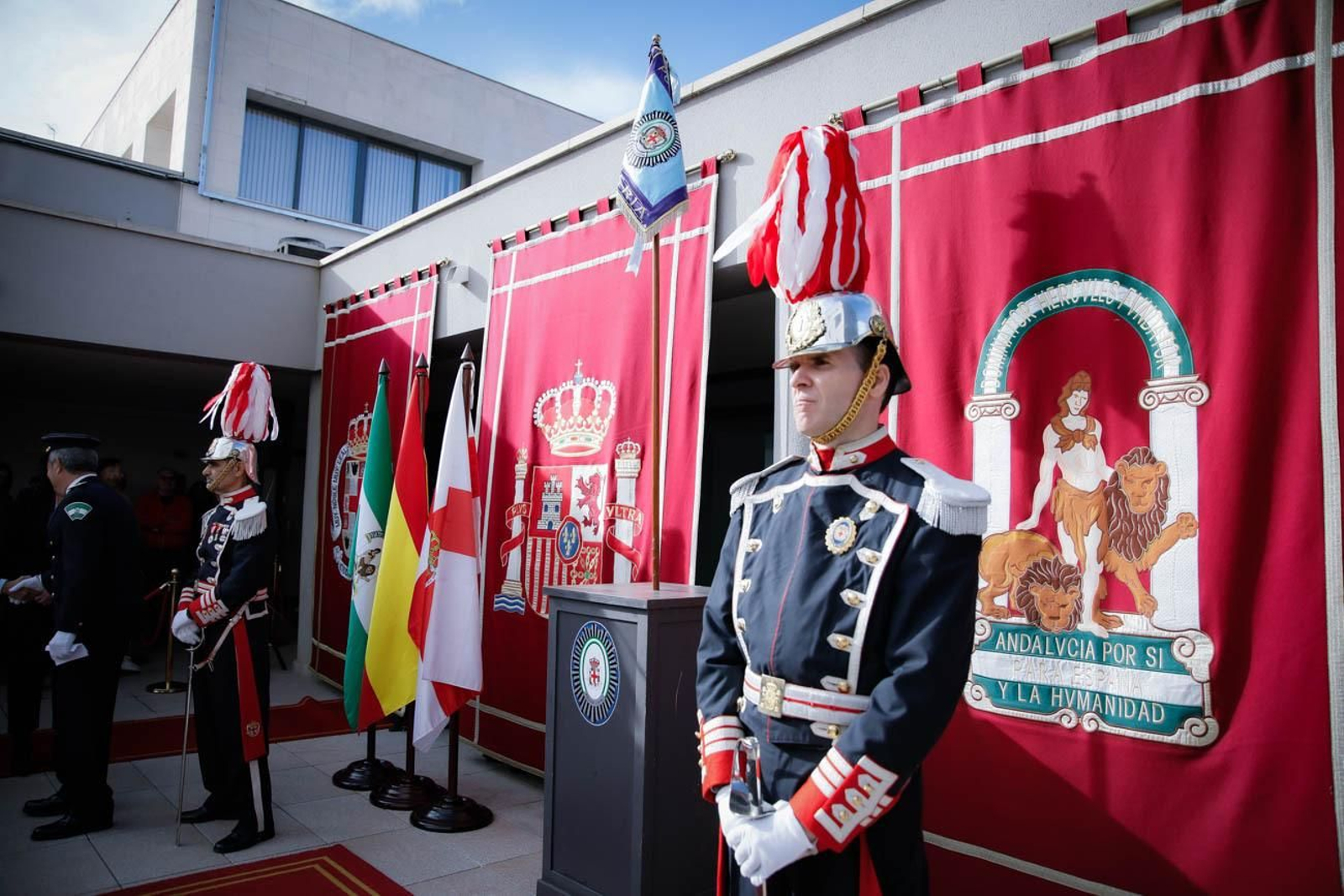 Las imágenes del la celebración de San Esteban en la Jefatura de la Policía Local