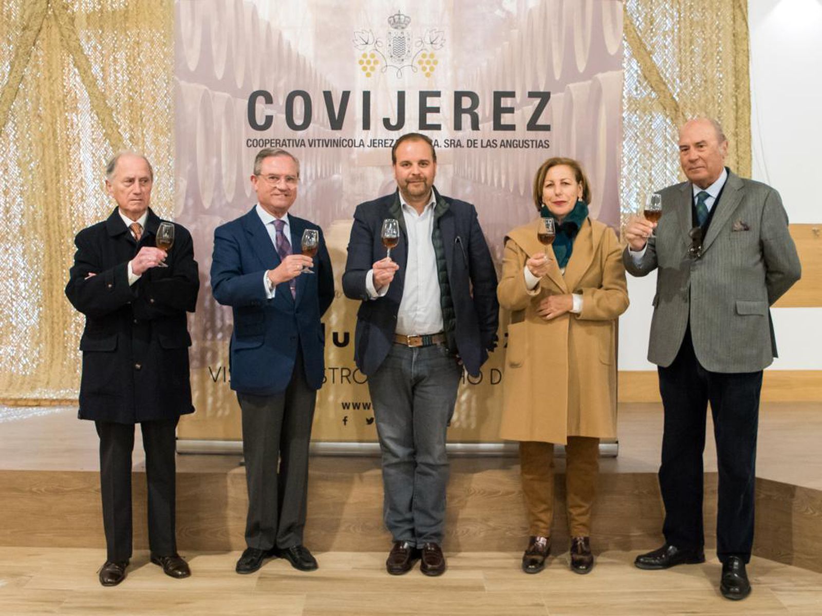 La Academia y Covijerez firman un convenio de colaboración para impulsar proyectos científicos y culturales
