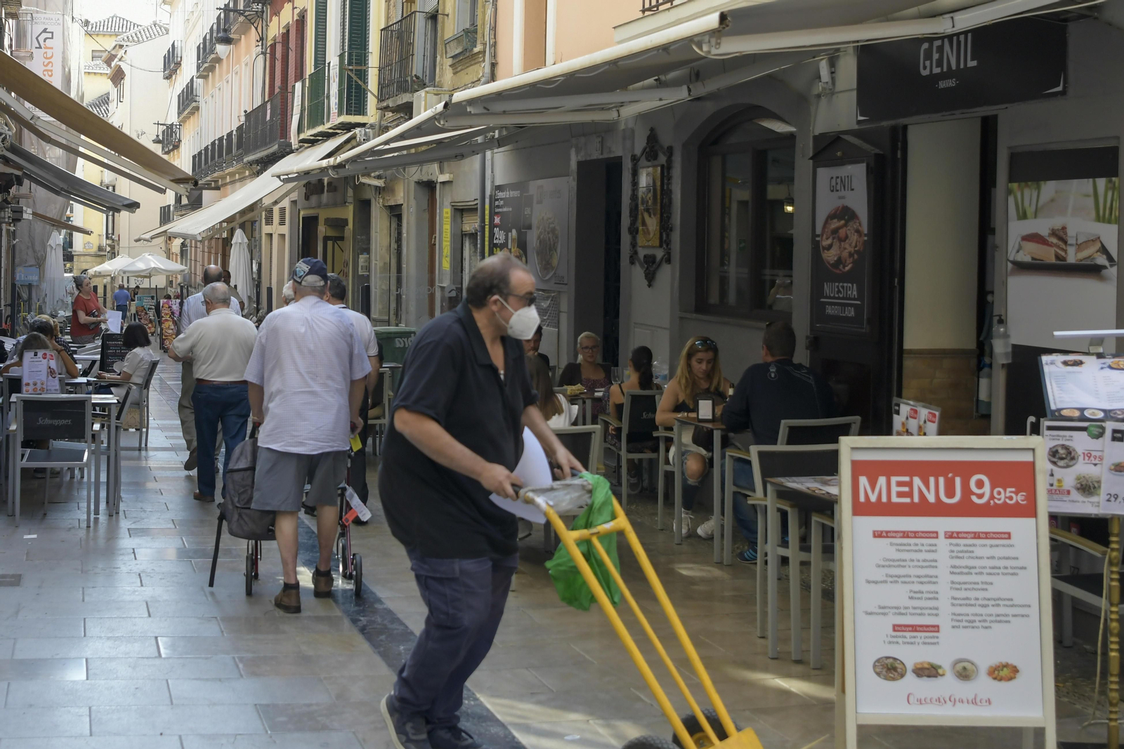 Paro en Granada: enero deja sin empleo a 2.711 trabajadores Paro en Granada: enero deja sin empleo a 2.711 trabajadores