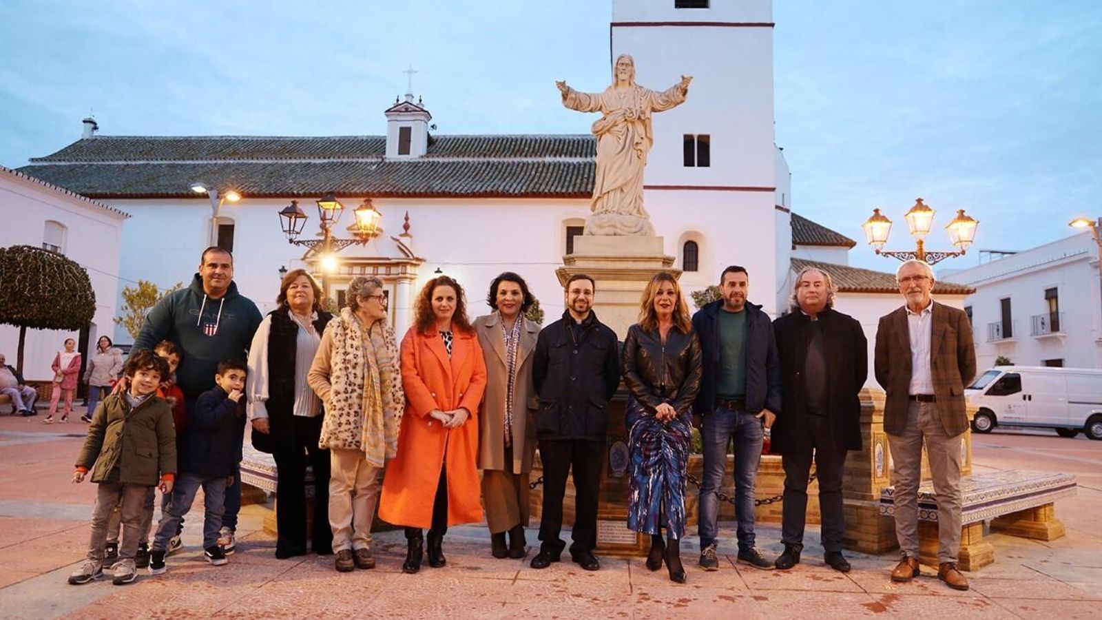 Inauguración del conjunto ornamental.