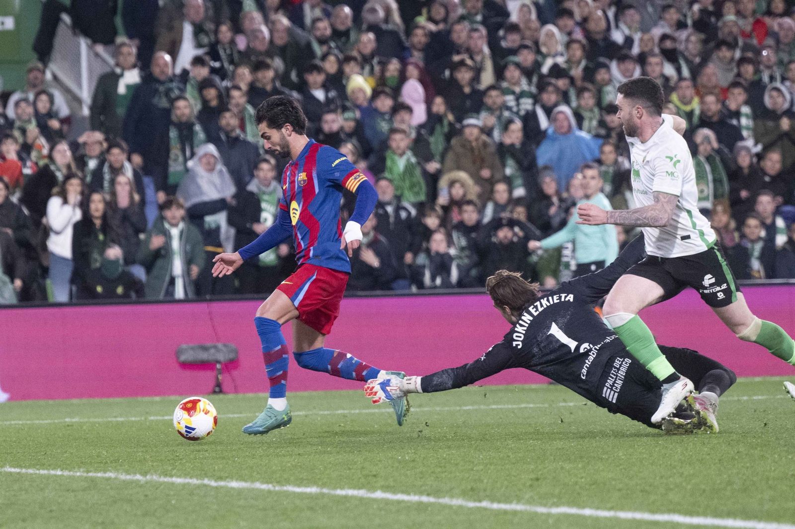 Las fotos del Racing-Barcelona de Copa