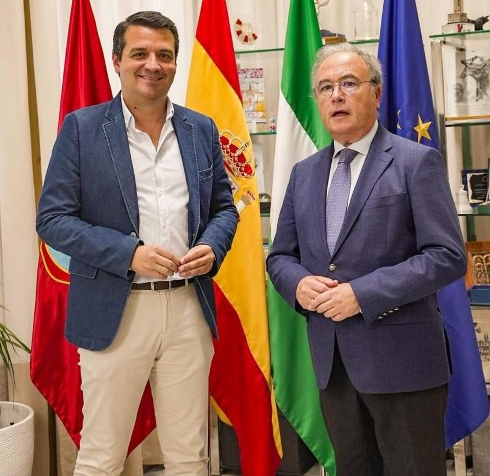 José María Bellido y Antonio Díaz, en el Ayuntamiento.