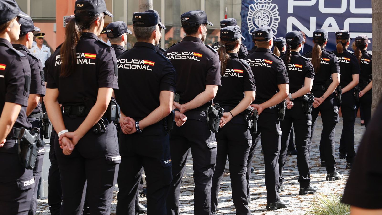 Agentes en prácticas que completarán su formación en Algeciras durante los próximos once meses.