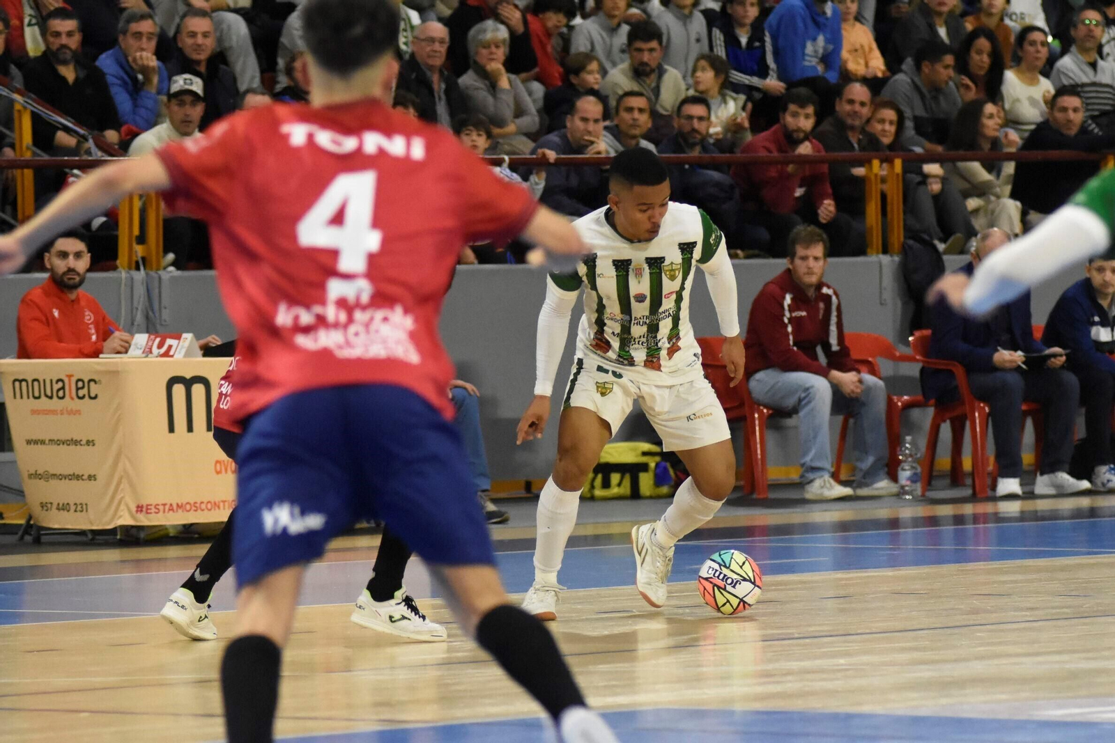 Las mejores fotos del triunfo del Córdoba Futsal ante Osasuna Magna Las mejores fotos del triunfo del Córdoba Futsal ante Osasuna Magna