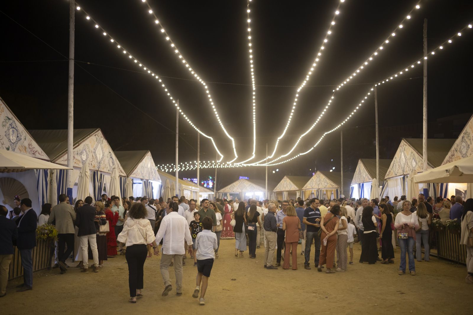 Feria del Caballo 2023: imágenes del ambiente de la noche del jueves