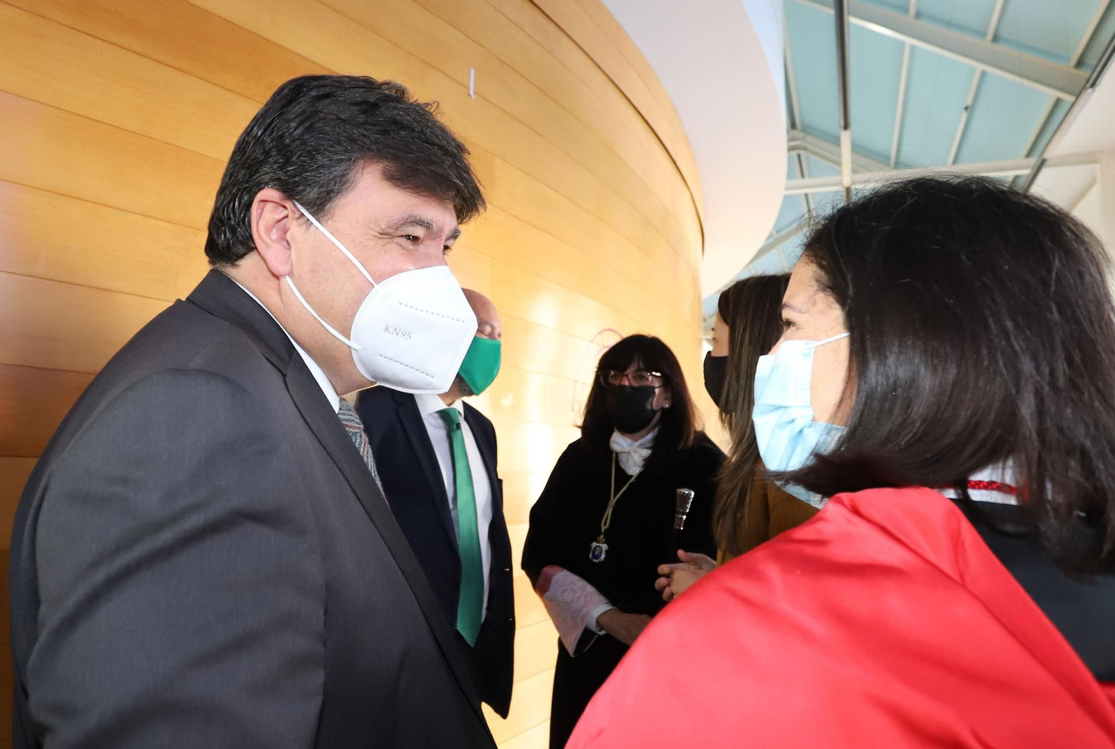 Imágenes del acto en la Universidad de Huelva del 33º aniversario del 3-M