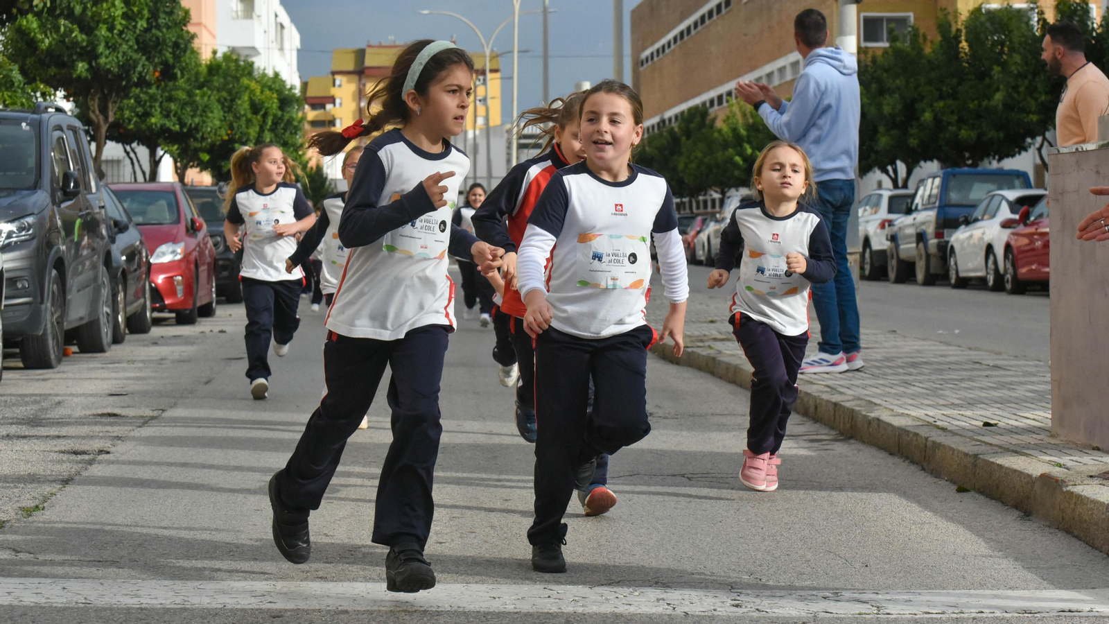 Fotos de la carrera contra la leucemia del Colegio Salesianos de La Línea