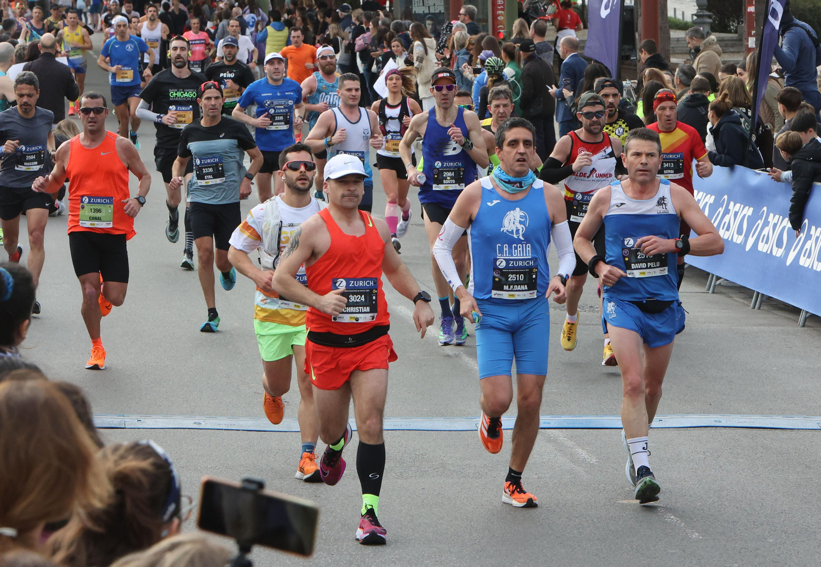 Búscate en la maratón de Sevilla 13