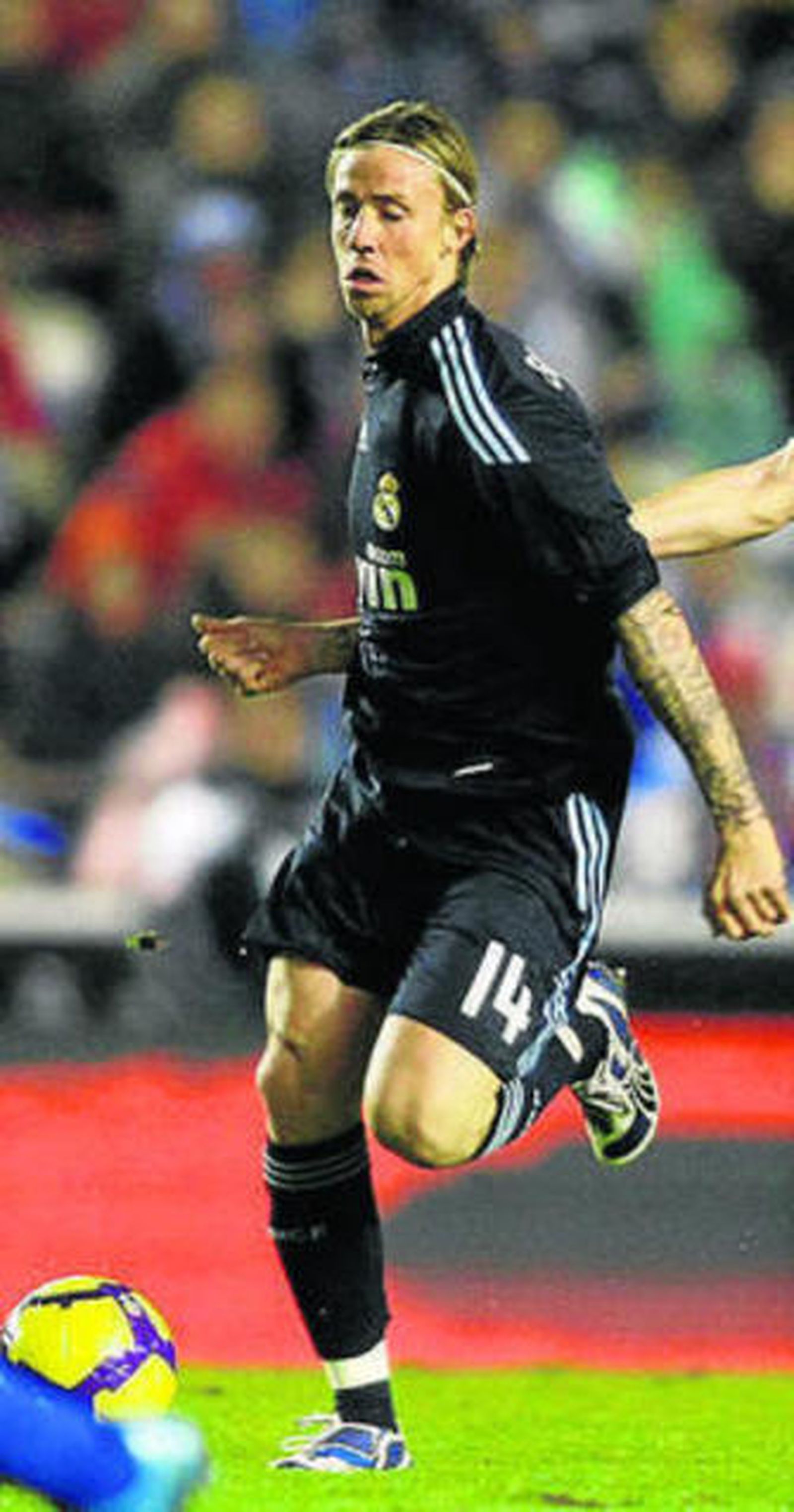 El taconazo de Guti, un lujo 'galáctico'