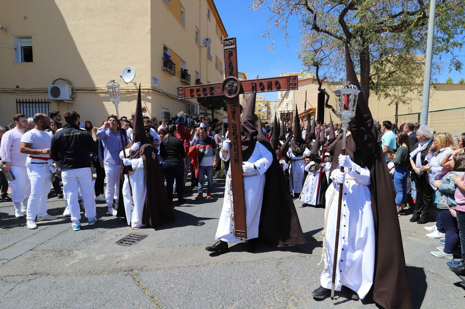 Imágenes de la procesión de La Salud en Huelva