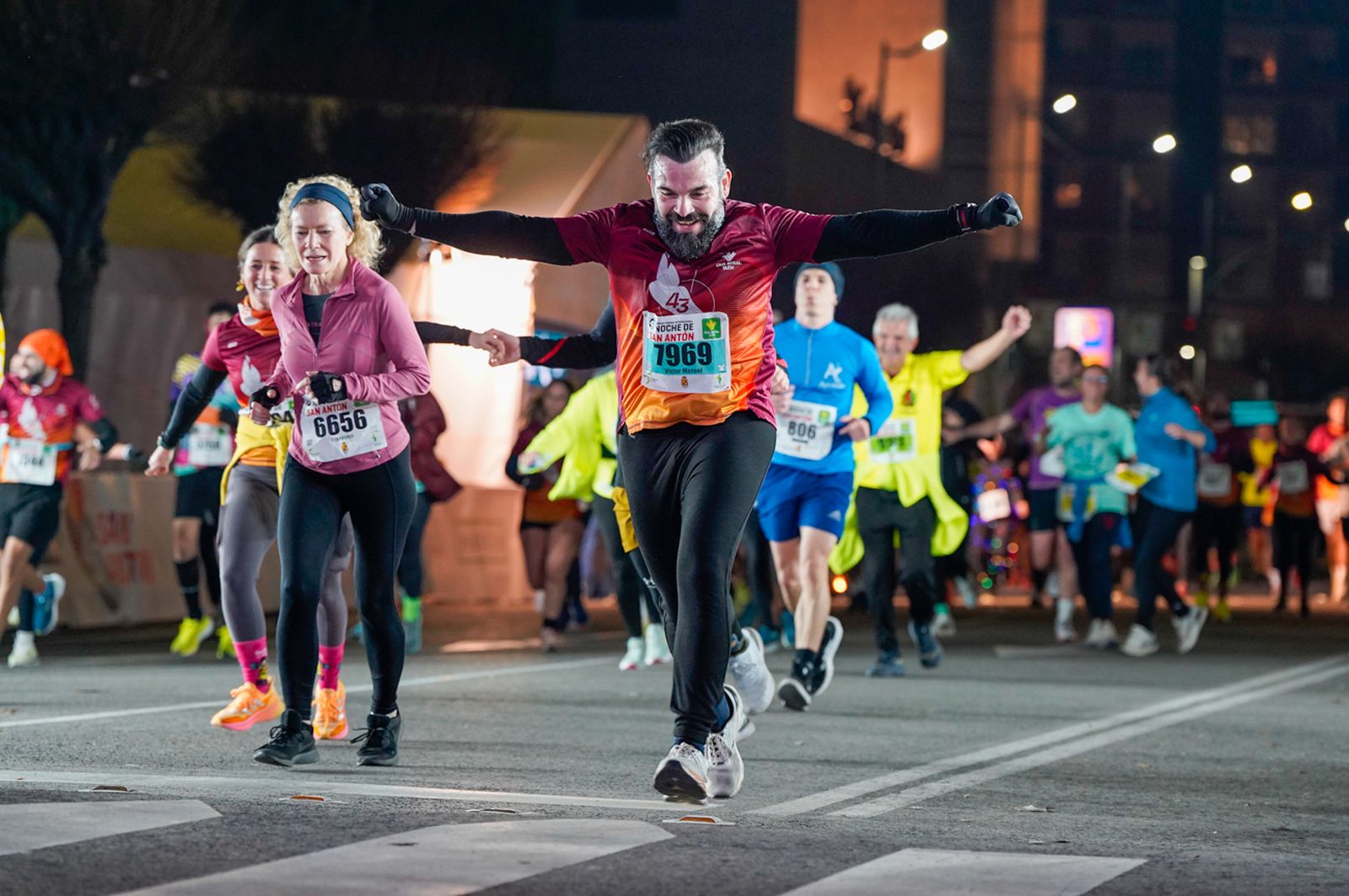 En imágenes: búscate en tu llegada a meta de la Carrera de San Antón 2026 (18)