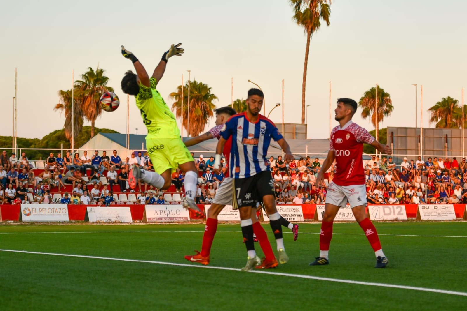 Las imágenes de la victoria del Xerez CD en el Trofeo Ciudad de El Puerto Las imágenes de la victoria del Xerez CD en el Trofeo Ciudad de El Puerto