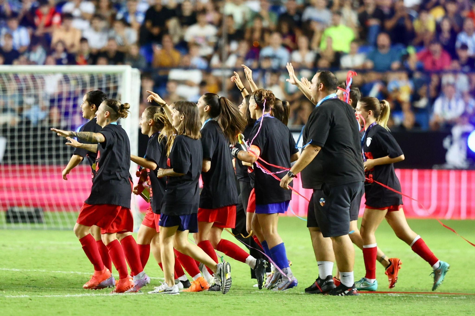 Los partidos de la Final Four de la Kings y Queens Cup, en fotos