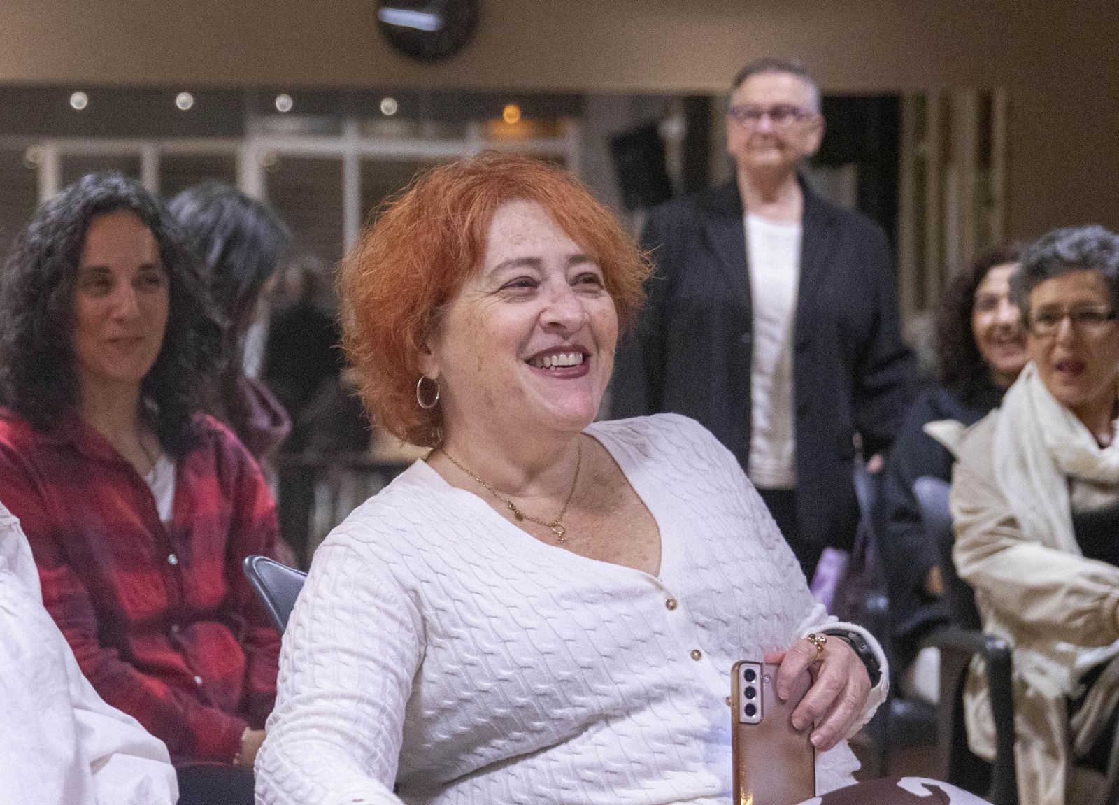 La Plataforma de Acción Feminista en Almería rinde homenaje a las mujeres de la Desbandá con su II Premio ‘Posidonia’ a Loli Sierra, vicepresidenta de la Asociación Memorialista de la Desbandá, en imágenes