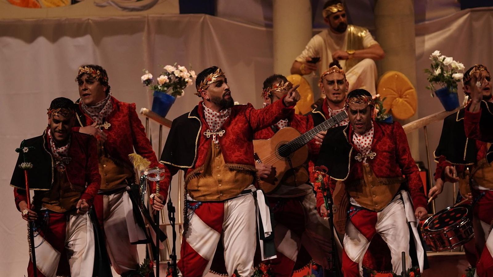 Comparsa 'El dios de la fiesta'.