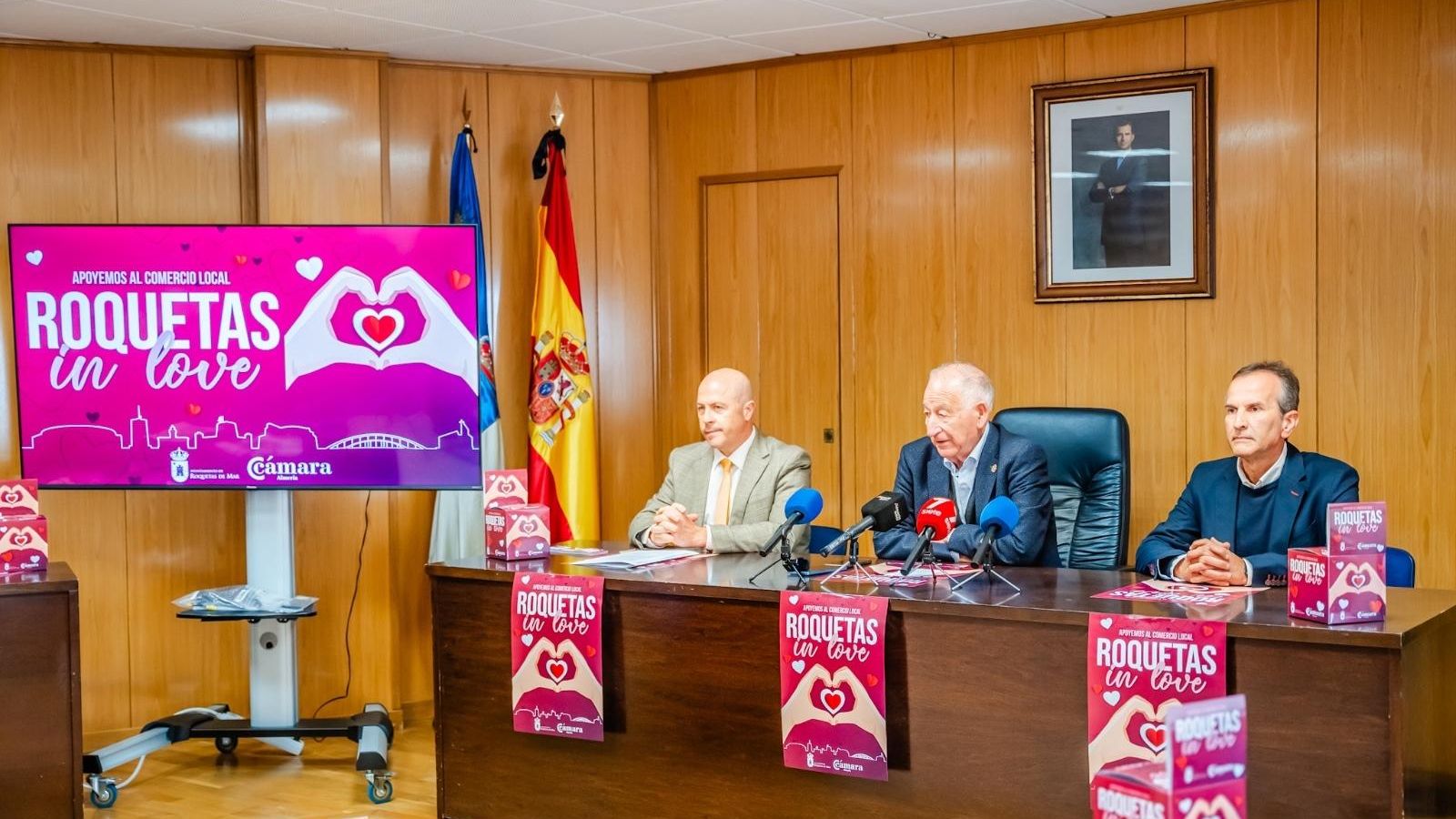 La campaña de dinamización del comercio local se lleva a cabo entre el Consistorio y la Cámara de Comercio.