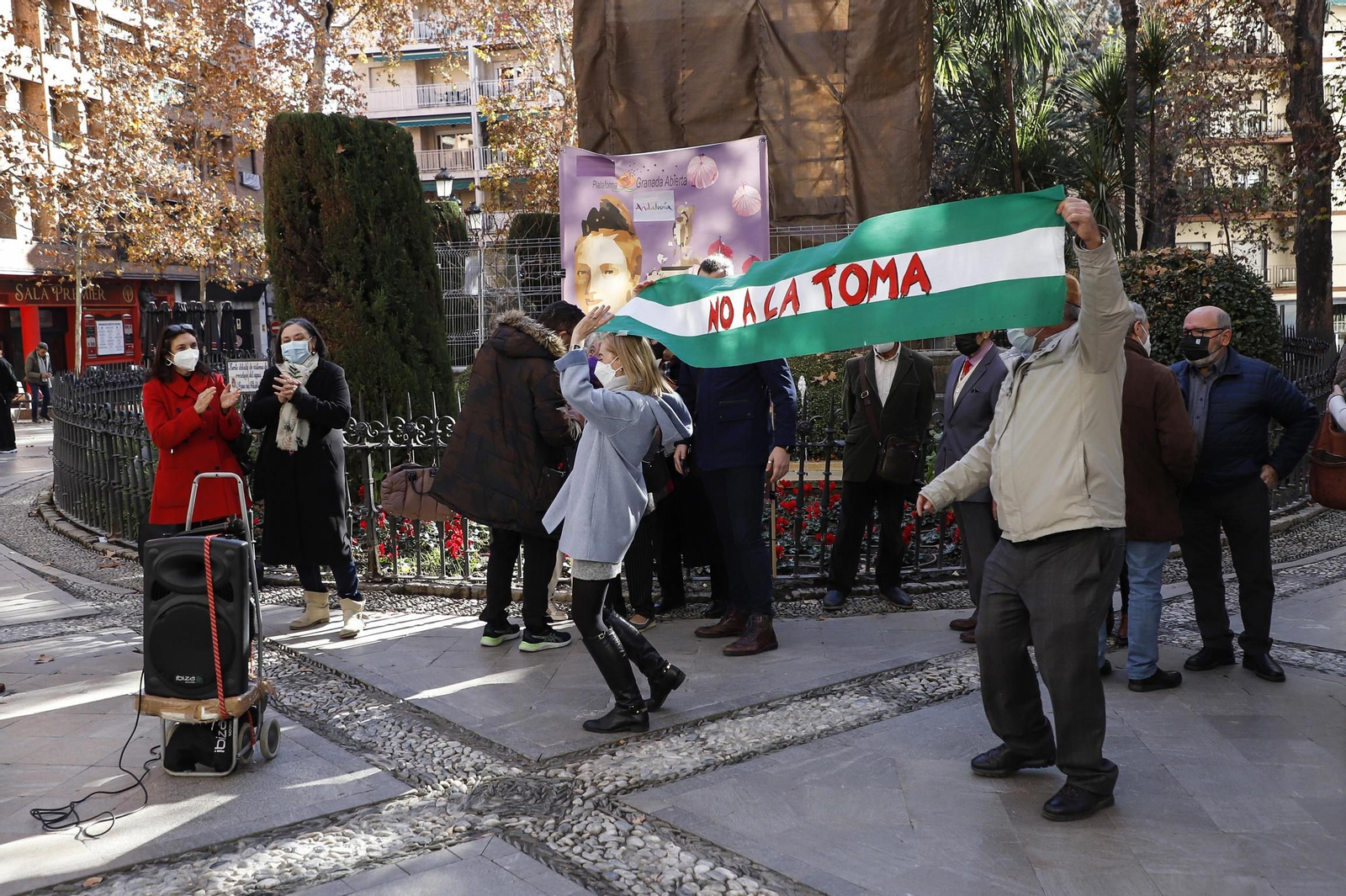 Granada Abierta celebra su acto alternativo a la Toma en honor a la Mariana