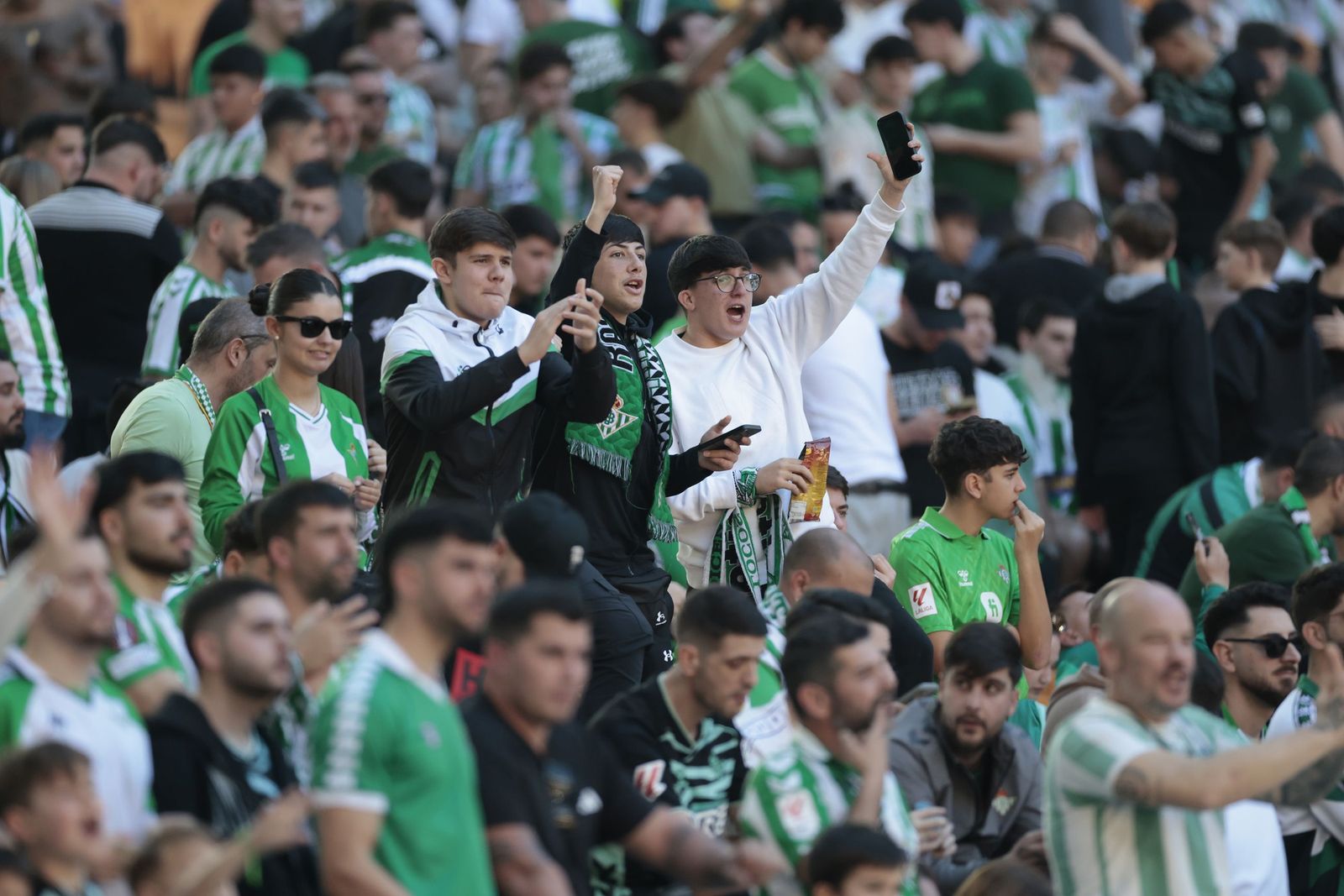 Búscate en las fotos del Betis - Rayo