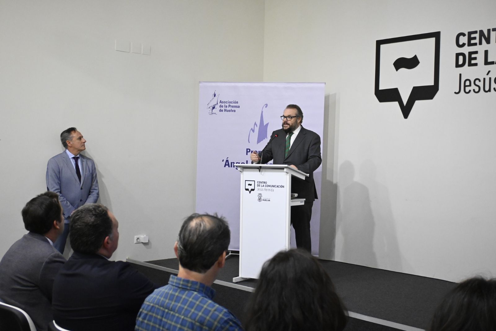 Las imágenes de la entrega del premio Ángel Serradilla 2024 en Huelva