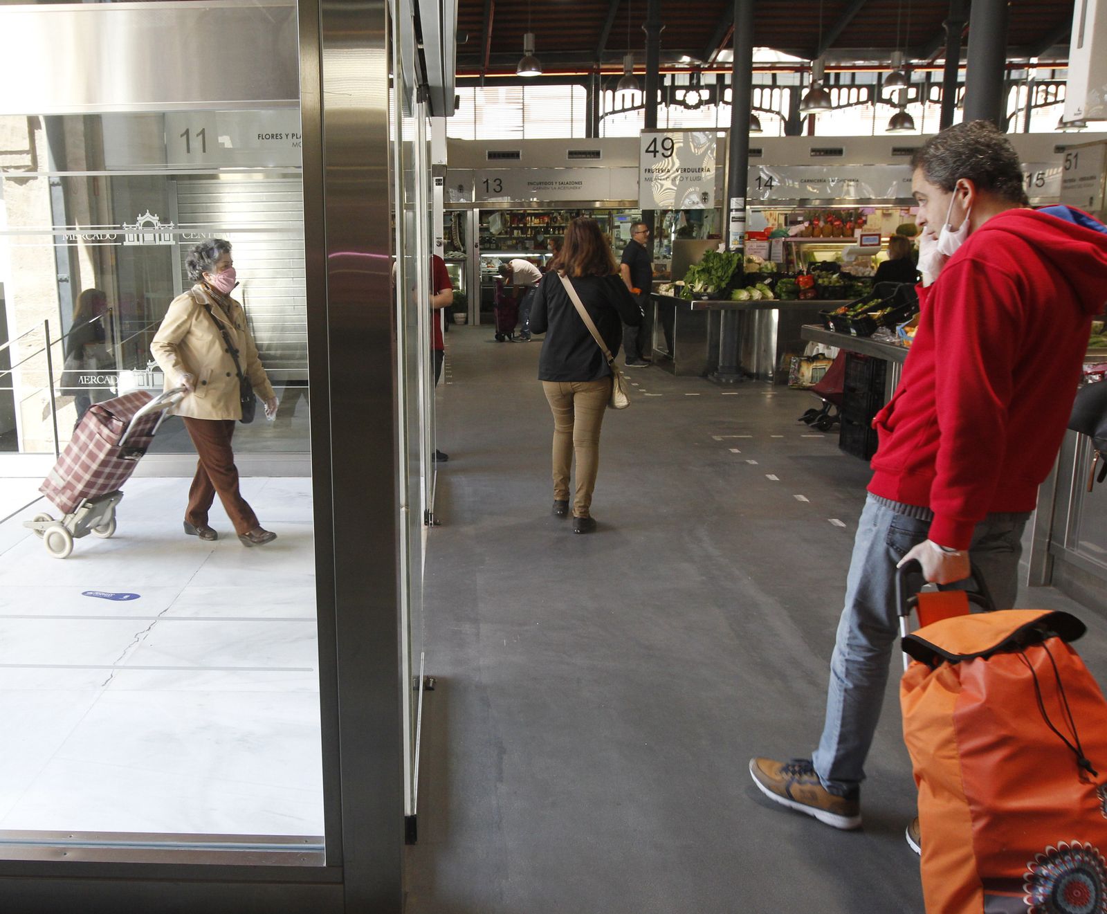 Fotogalería Mercado Central de Almería en época de coronavirus