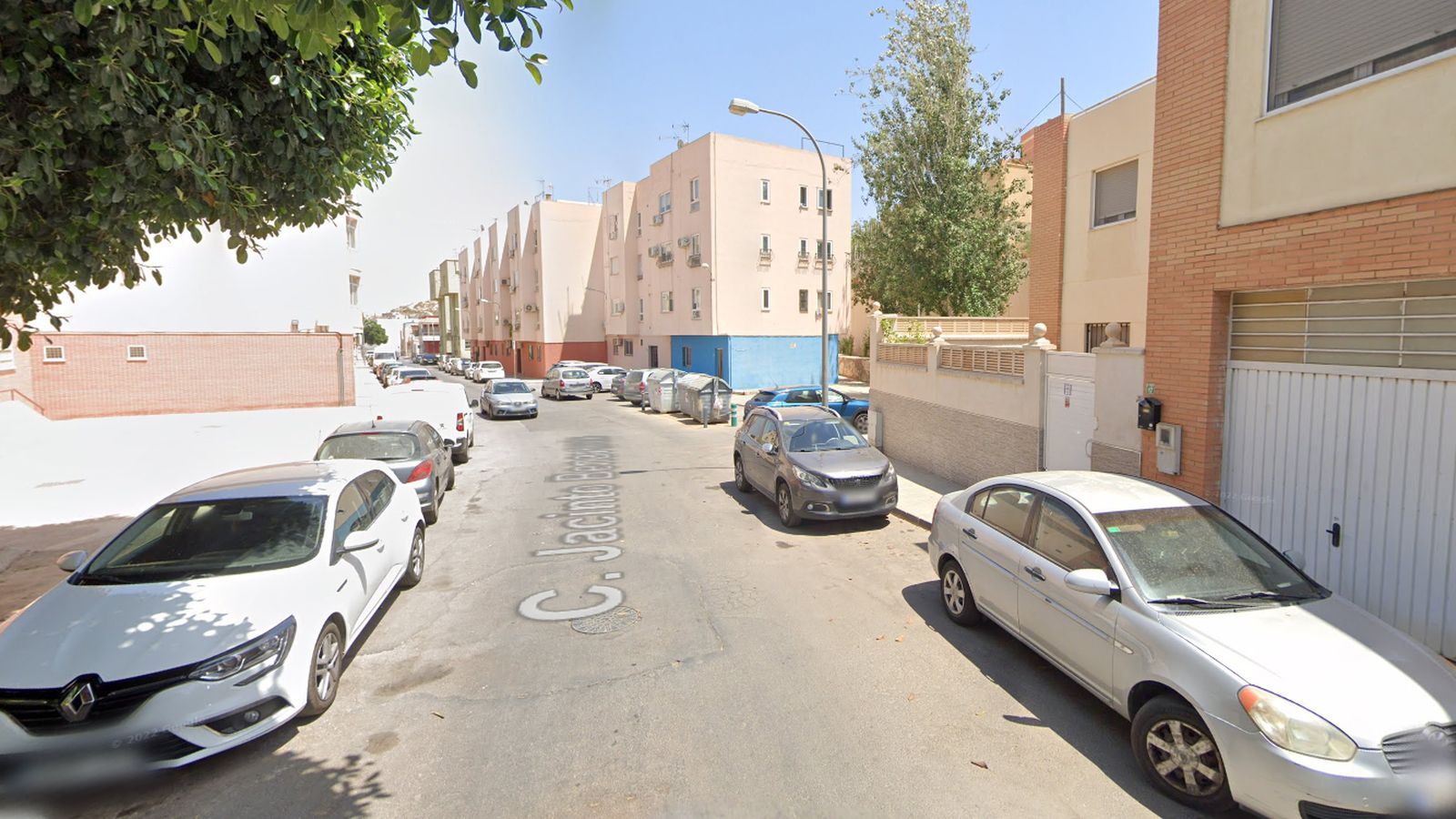Calle Jacinto Benavente de Huércal de Almería.