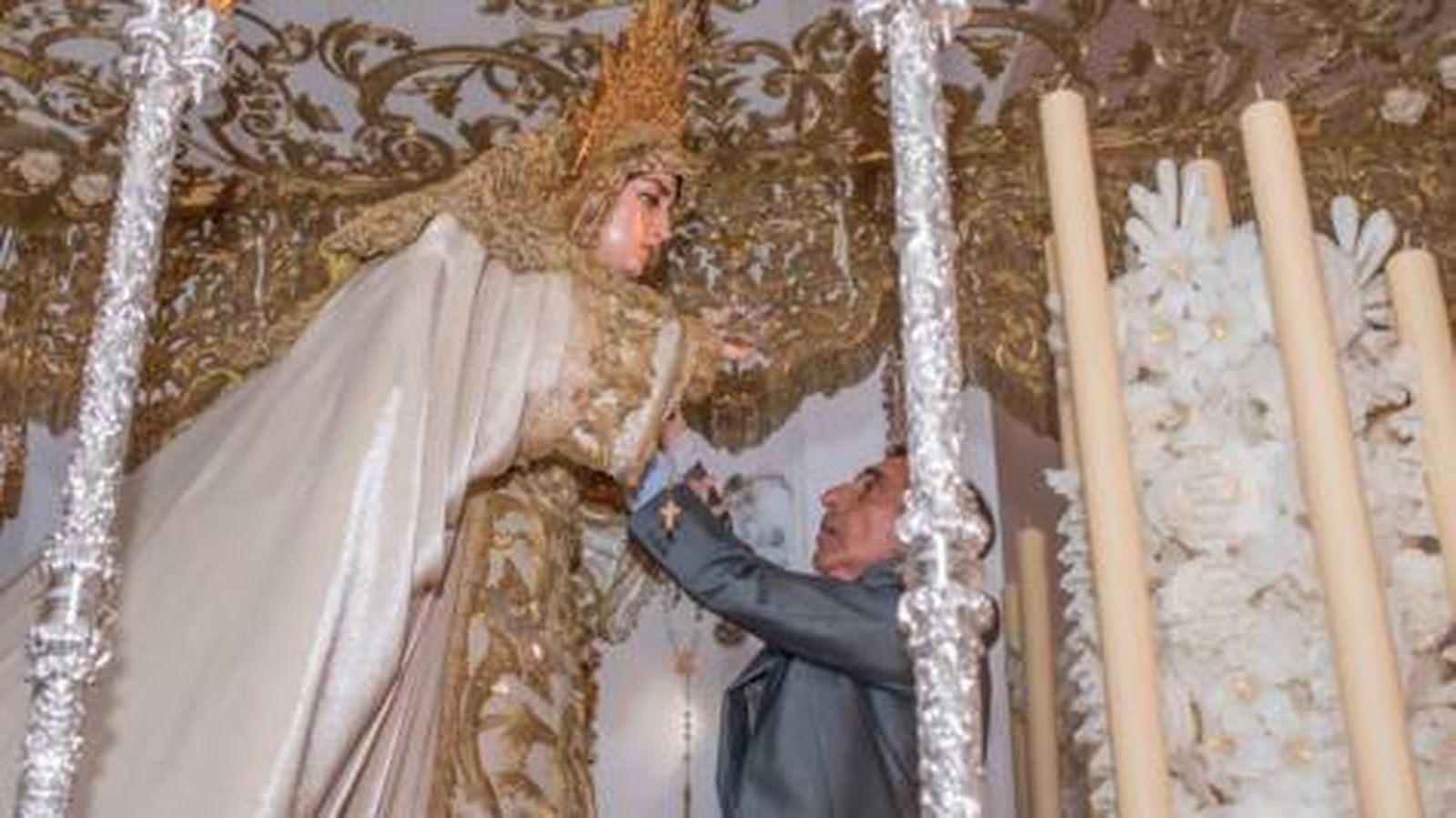 Fue prioste desde finales de los años ochenta en diferentes juntas