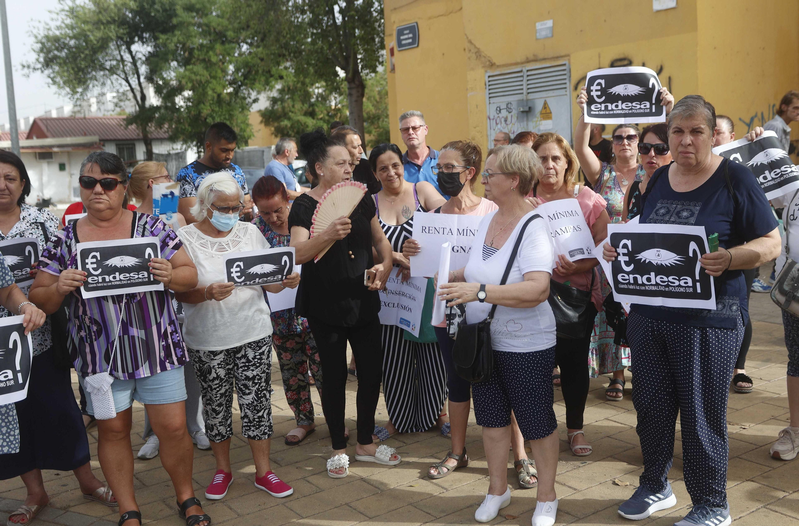 Protesta en el Polígono Sur, este miércoles.