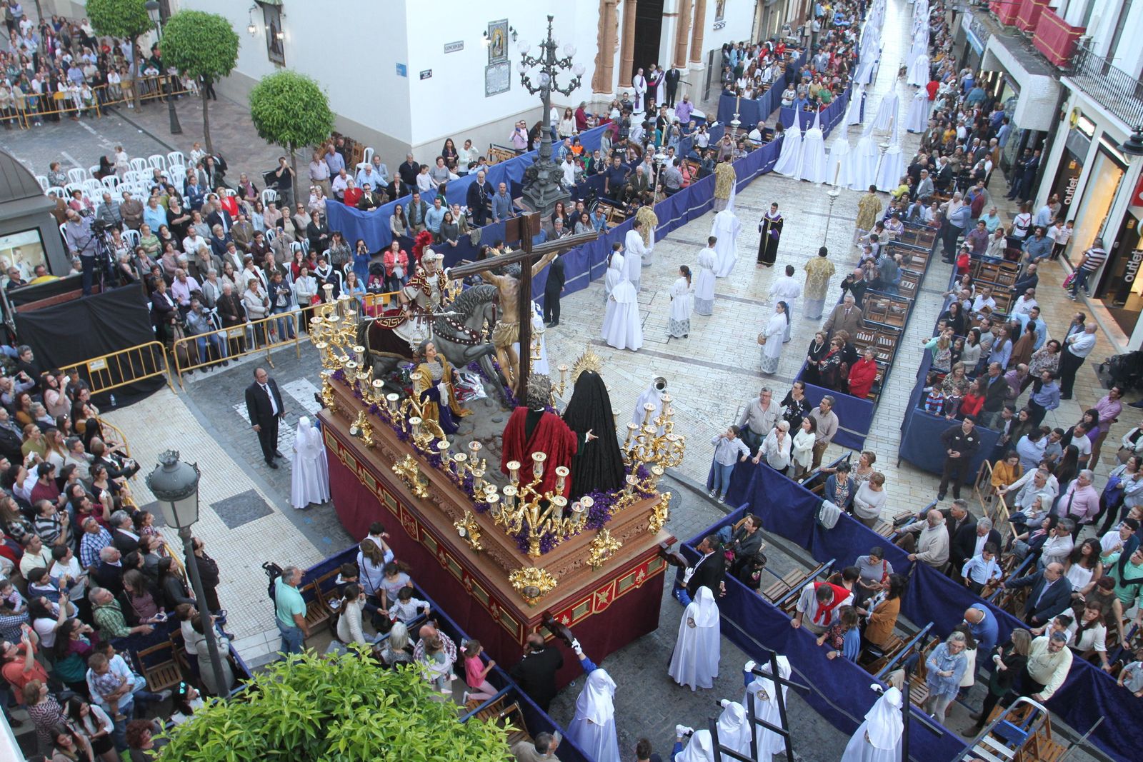 El misterio de la Sagrada Lanzada en la revirá en busca de la calle Concepción.