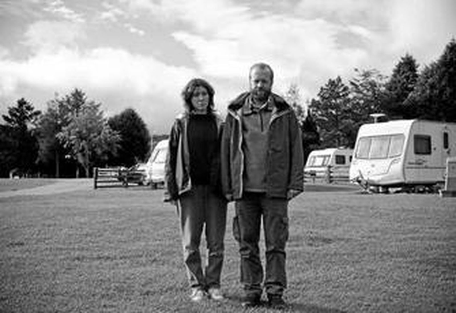 La pareja protagonista emprende un viaje de muerte y sangre por Inglaterra.