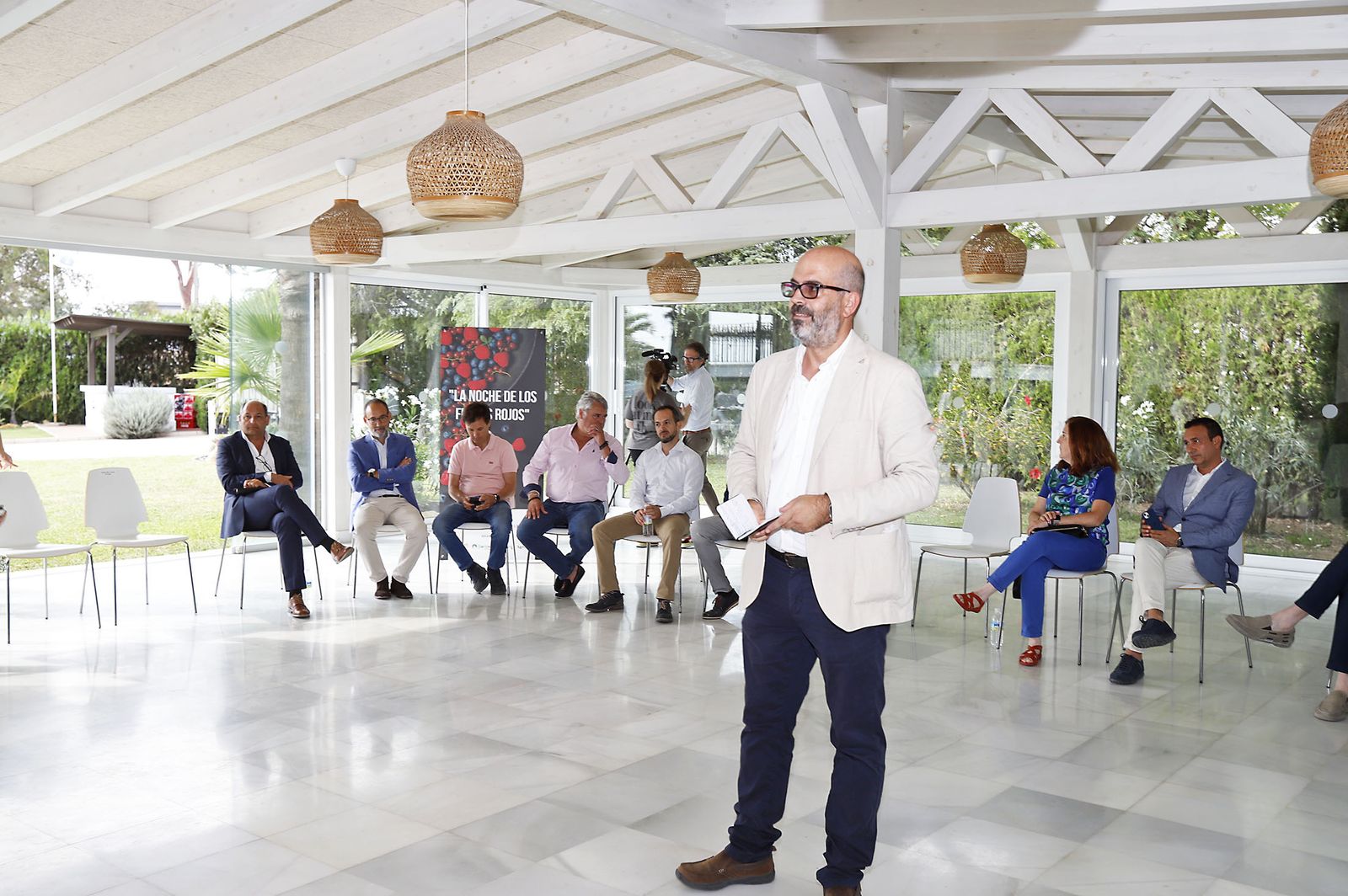 Imágenes del debate de "La Noche de los Frutos Rojos"
