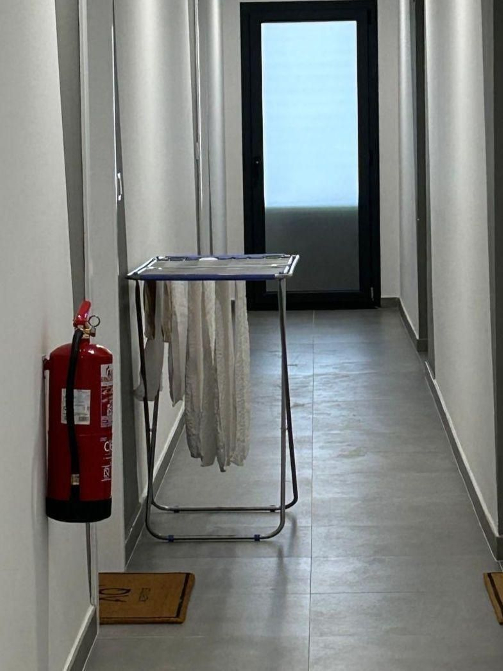 Las fotos de un grupo de WhatsApp de vecinos de las torres de Martiricos