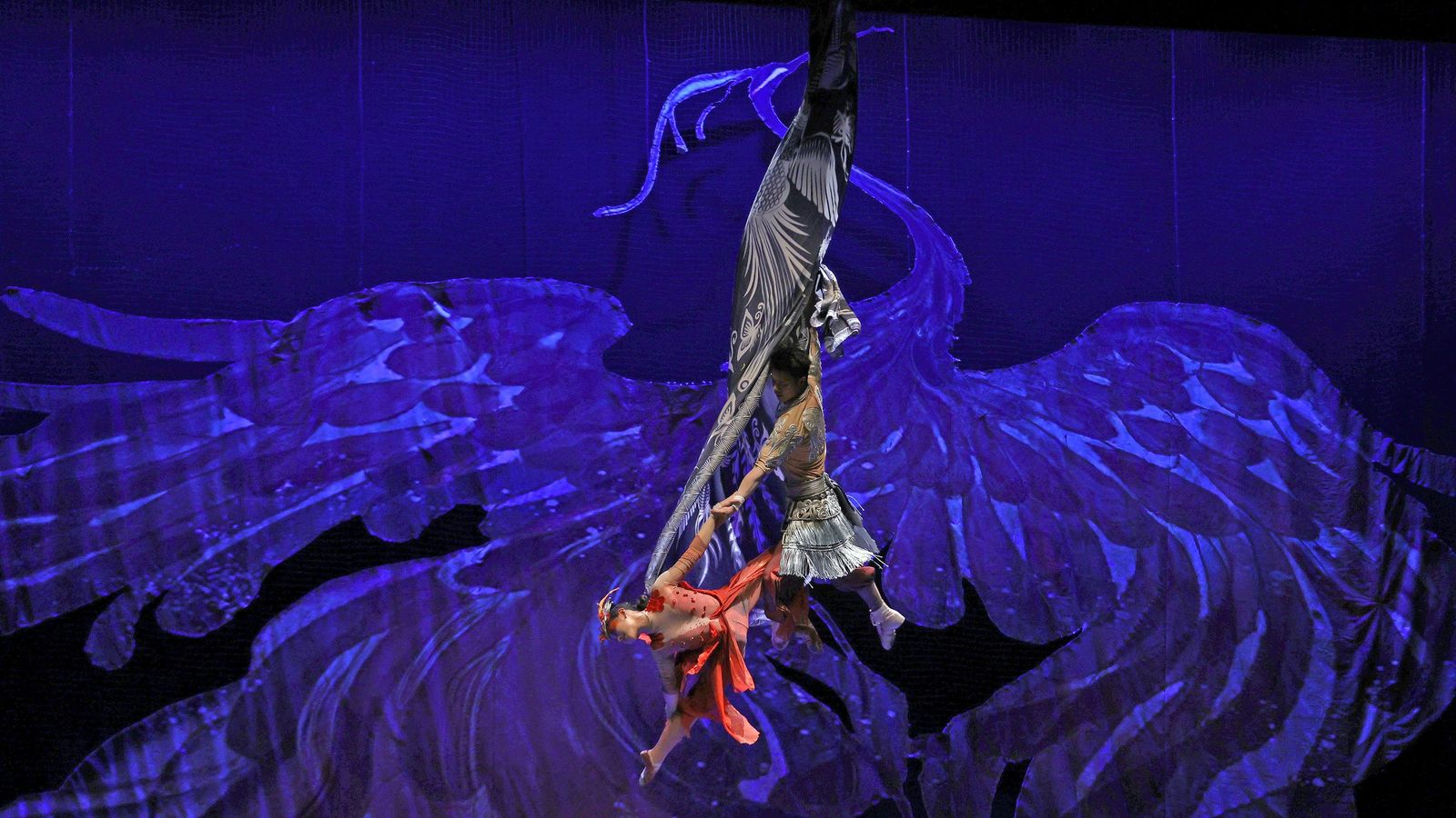 Imágenes del 'Gran Circo Acrobático de China' en el Teatro Villamarta