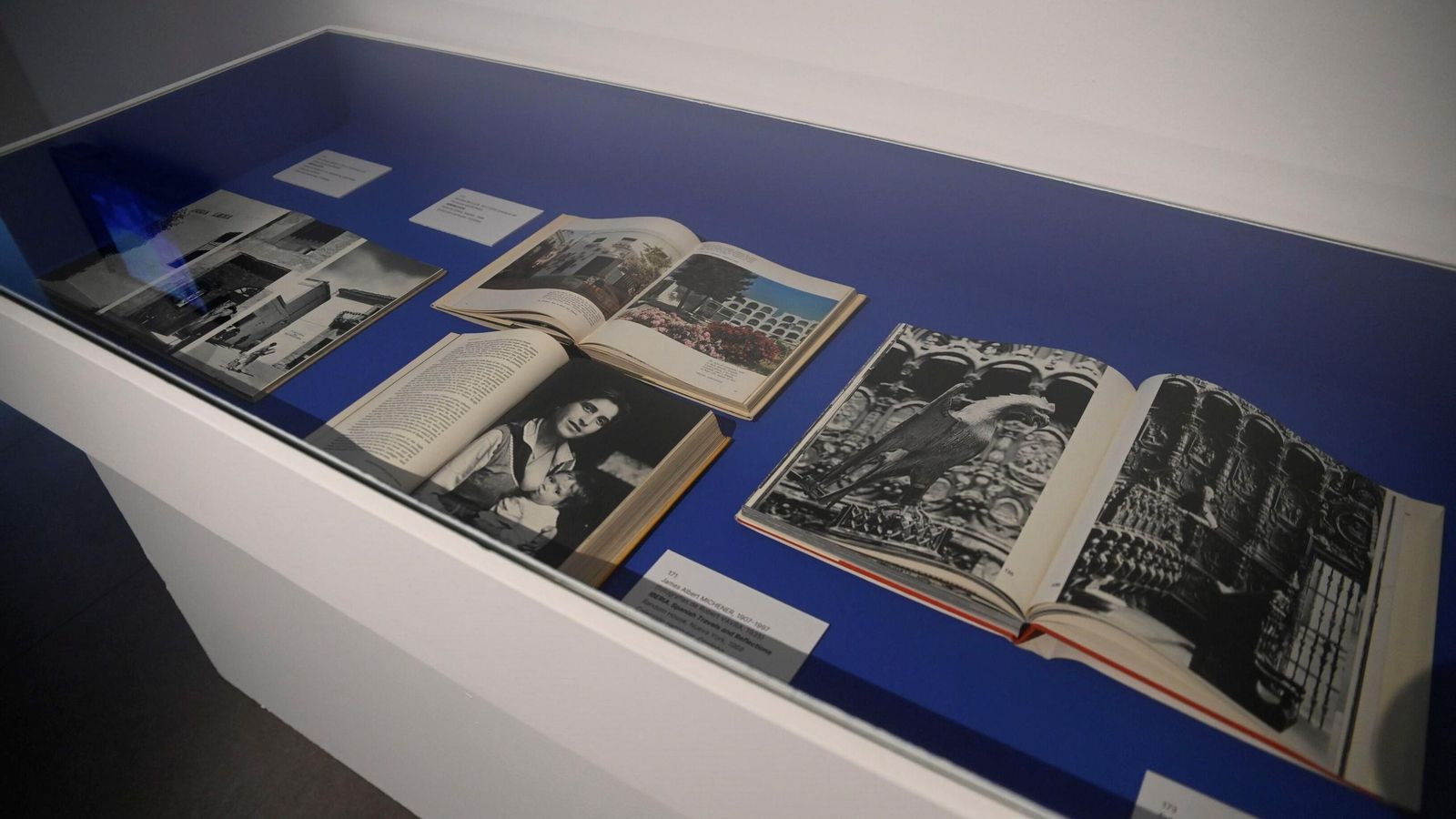 Publicaciones incluidas en la exposición.