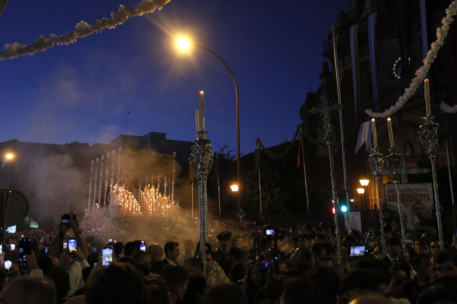 las imágenes de la procesión de la Esperanza de Triana a la Catedral