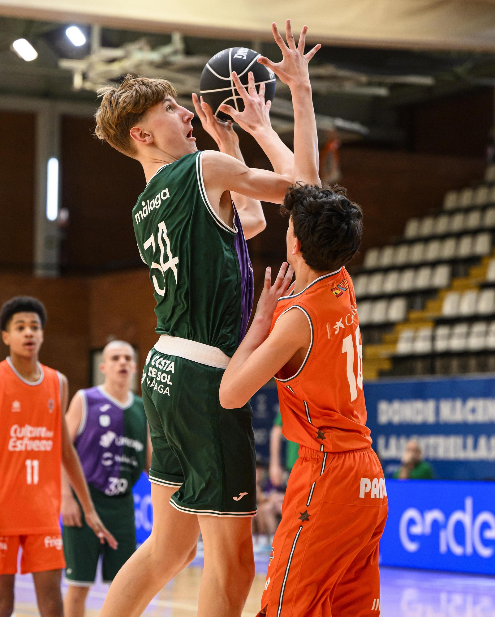 El Unicaja - Valencia de la Minicopa, en fotos