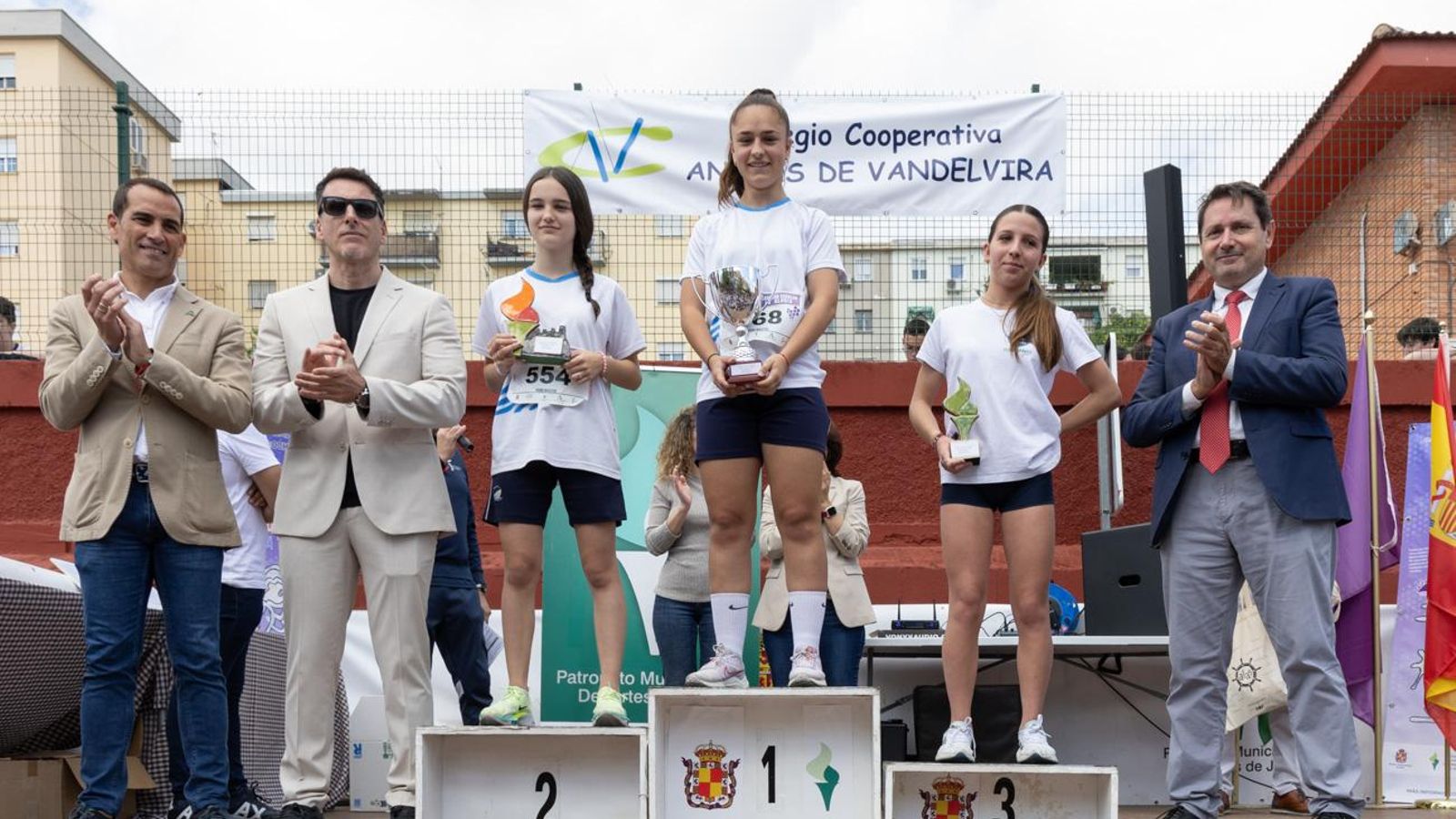 La carrera escolar de “La Gloria” que aúna inclusión y solidaridad, en imágenes